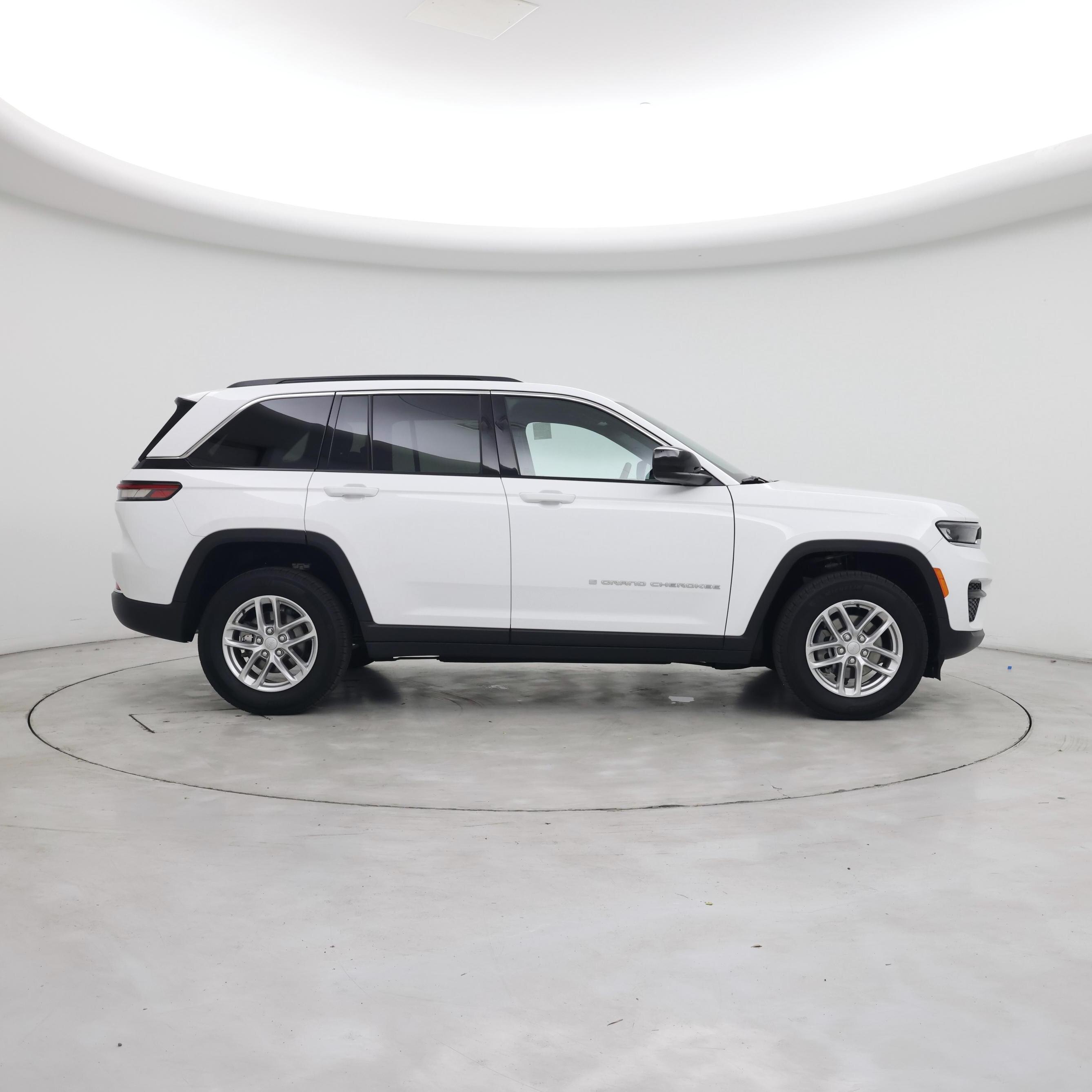 Thumbnail: 2025 Jeep Grand Cherokee - 7