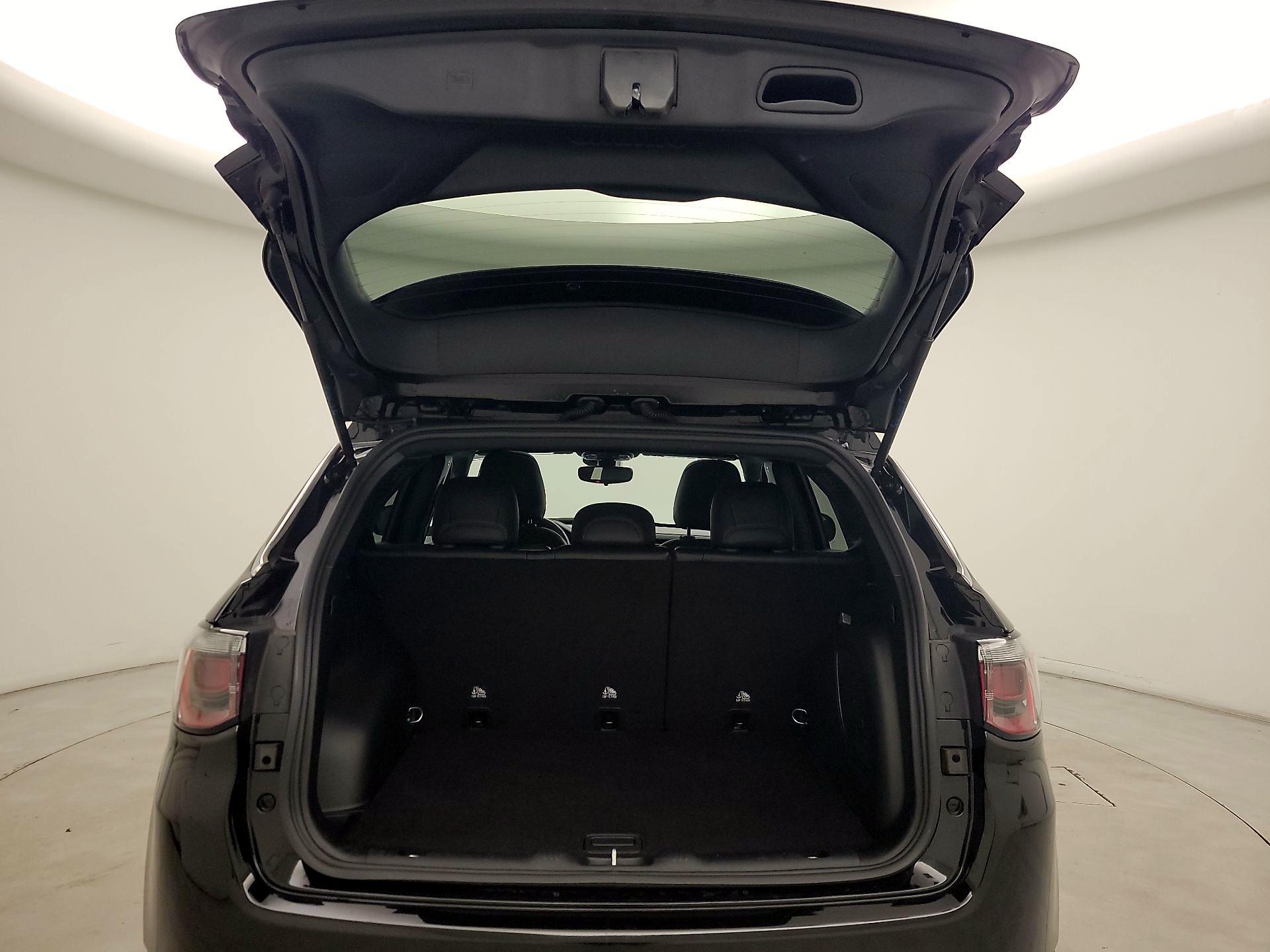 Thumbnail: 2024 Jeep Compass - 19