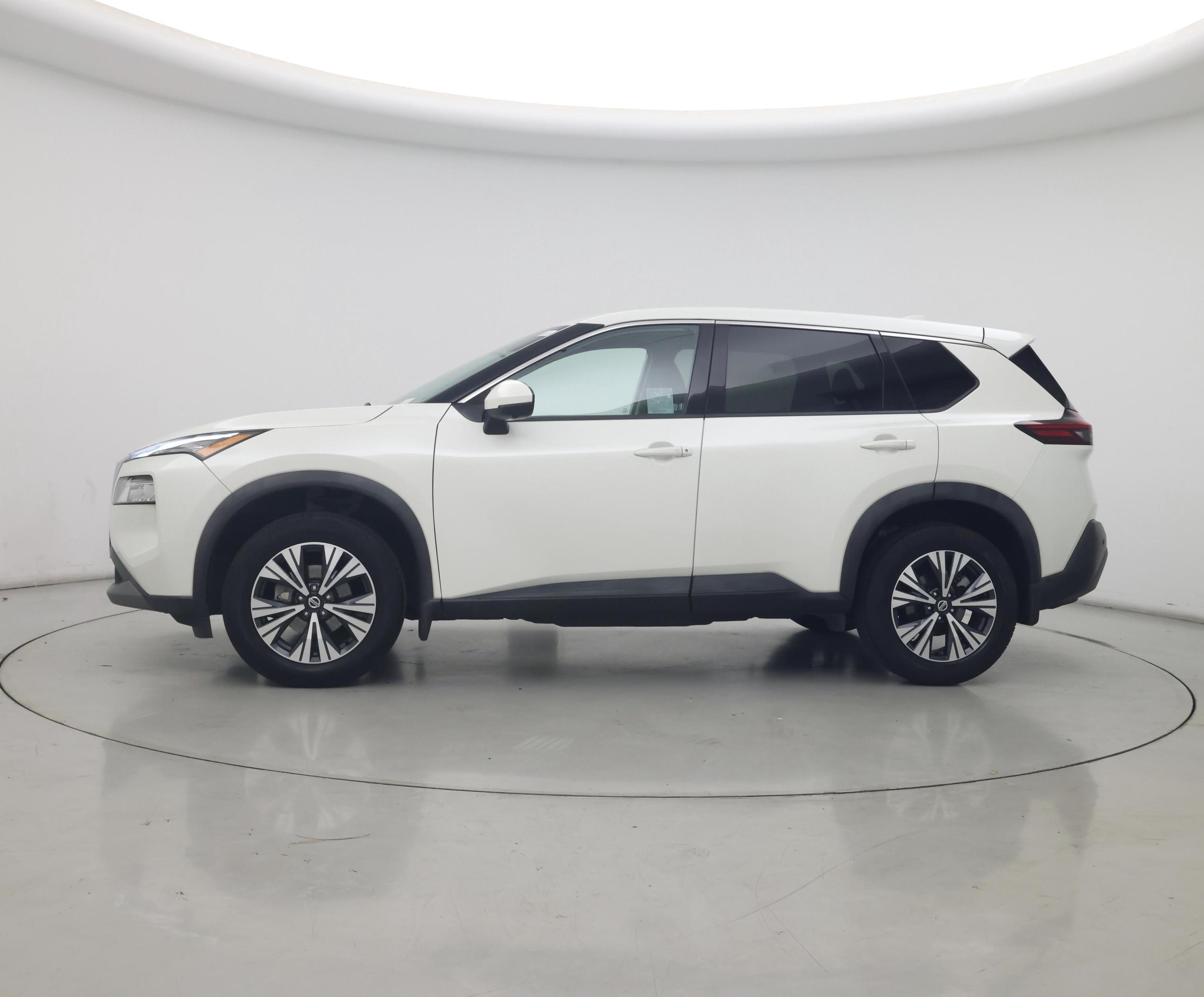 Thumbnail: 2021 Nissan Rogue - 3