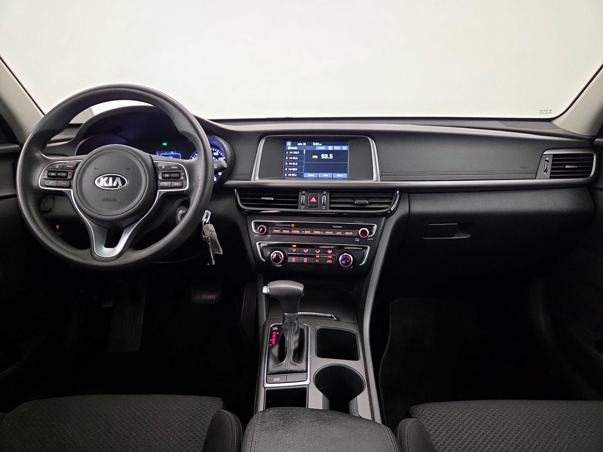 Thumbnail: 2018 Kia Optima - 9