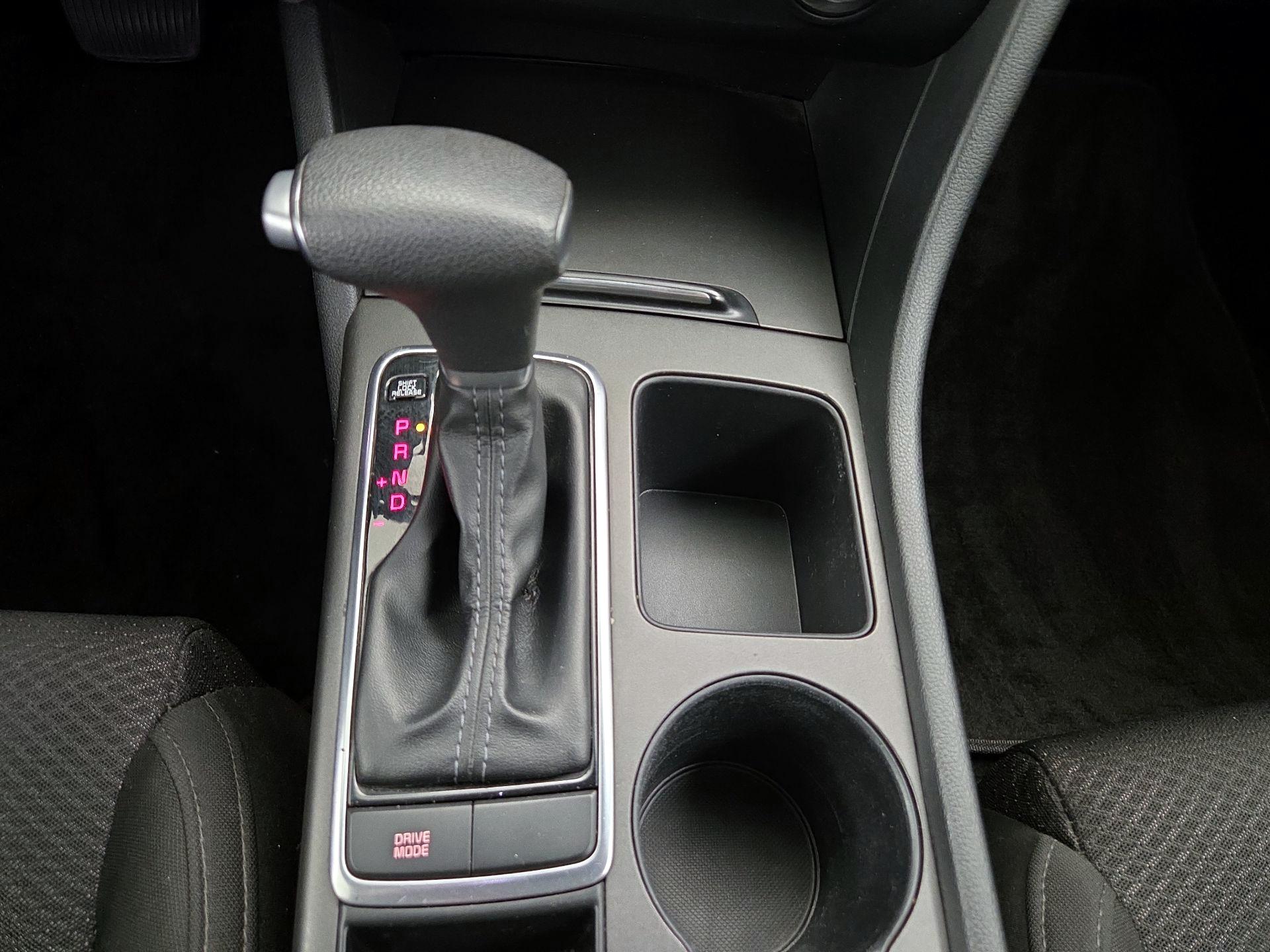 Thumbnail: 2018 Kia Optima - 17