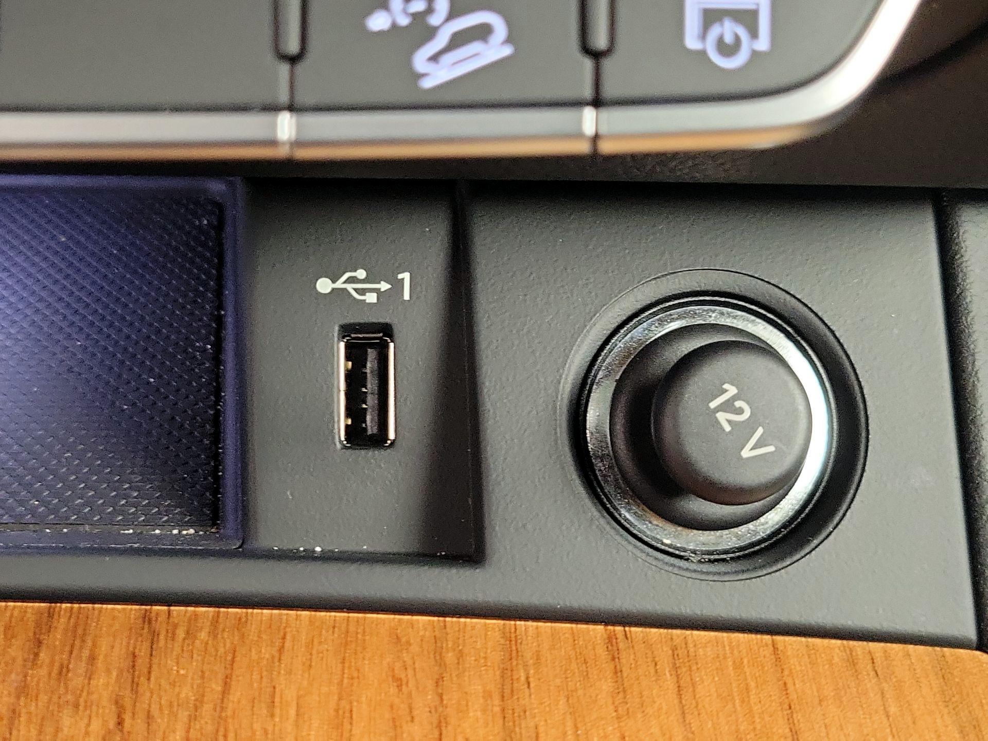 Thumbnail: 2023 Audi Q5 - 18