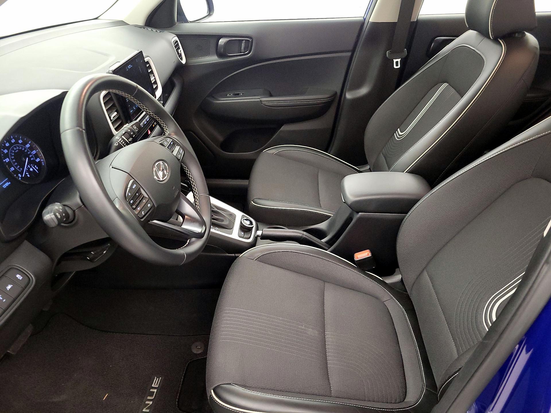 Thumbnail: 2022 Hyundai Venue - 11