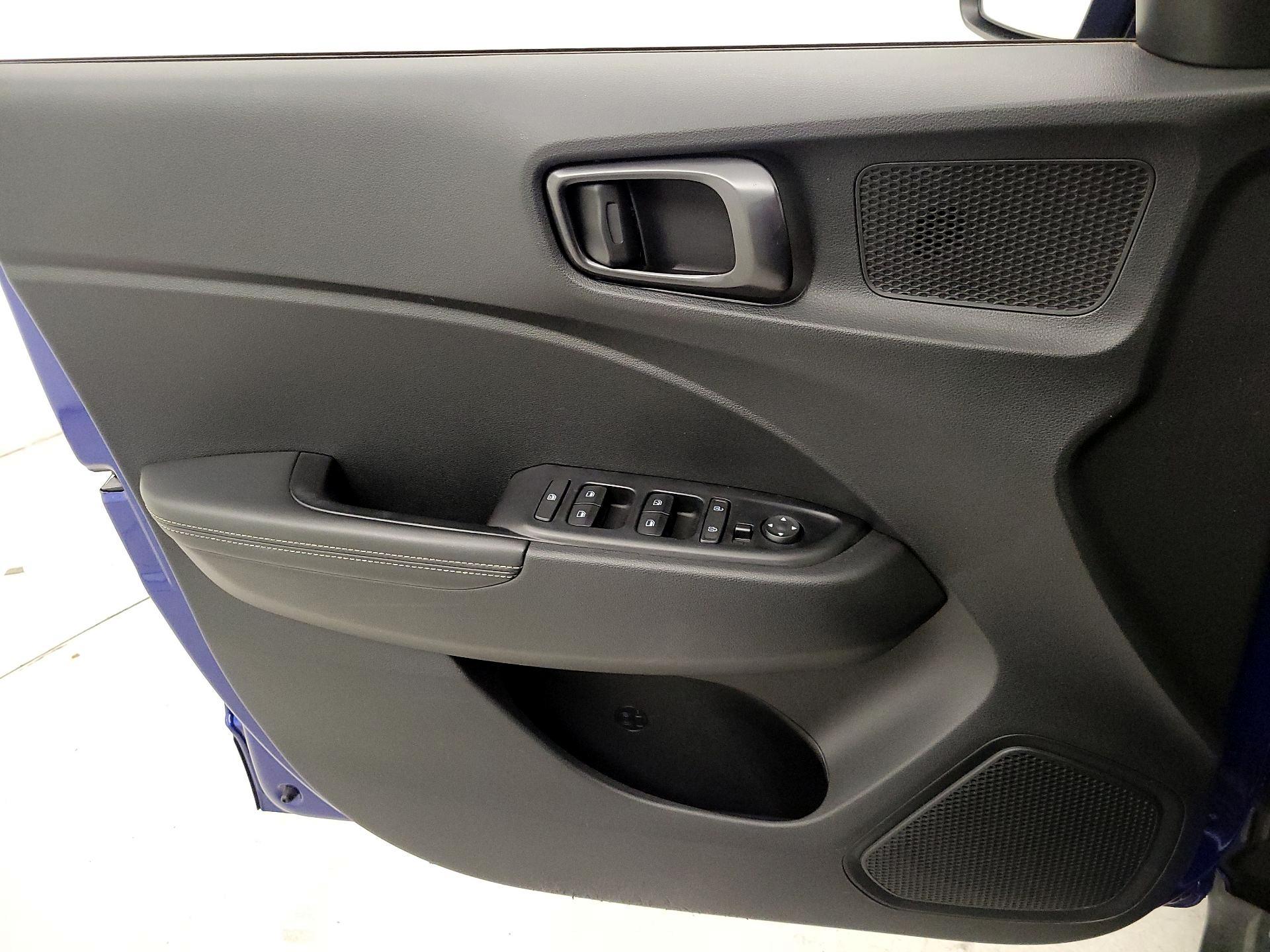 Thumbnail: 2022 Hyundai Venue - 12