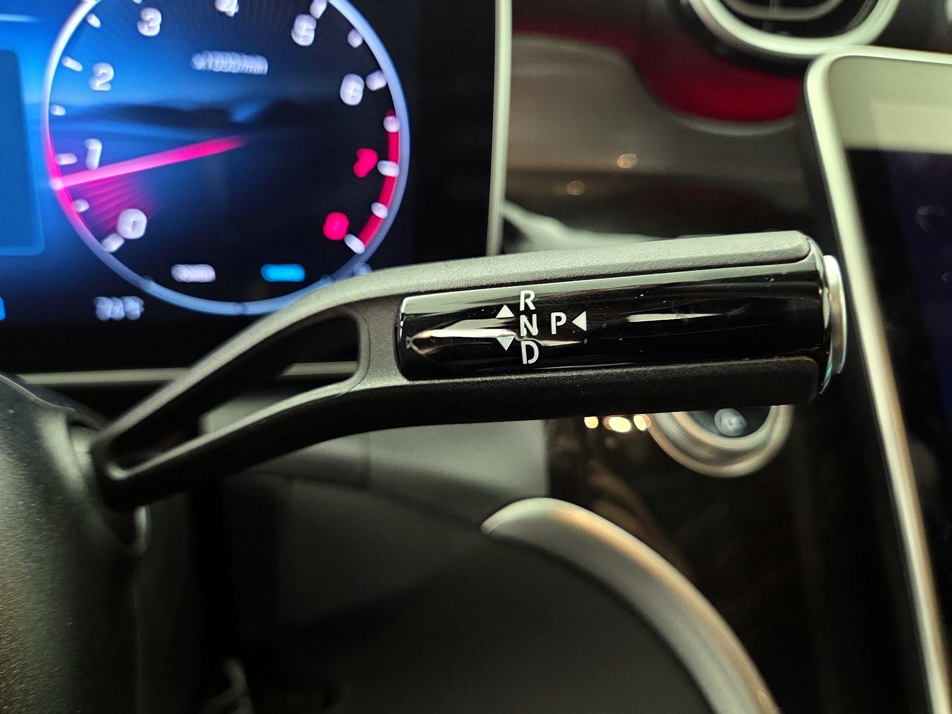 Thumbnail: 2025 Mercedes-Benz GLC - 17