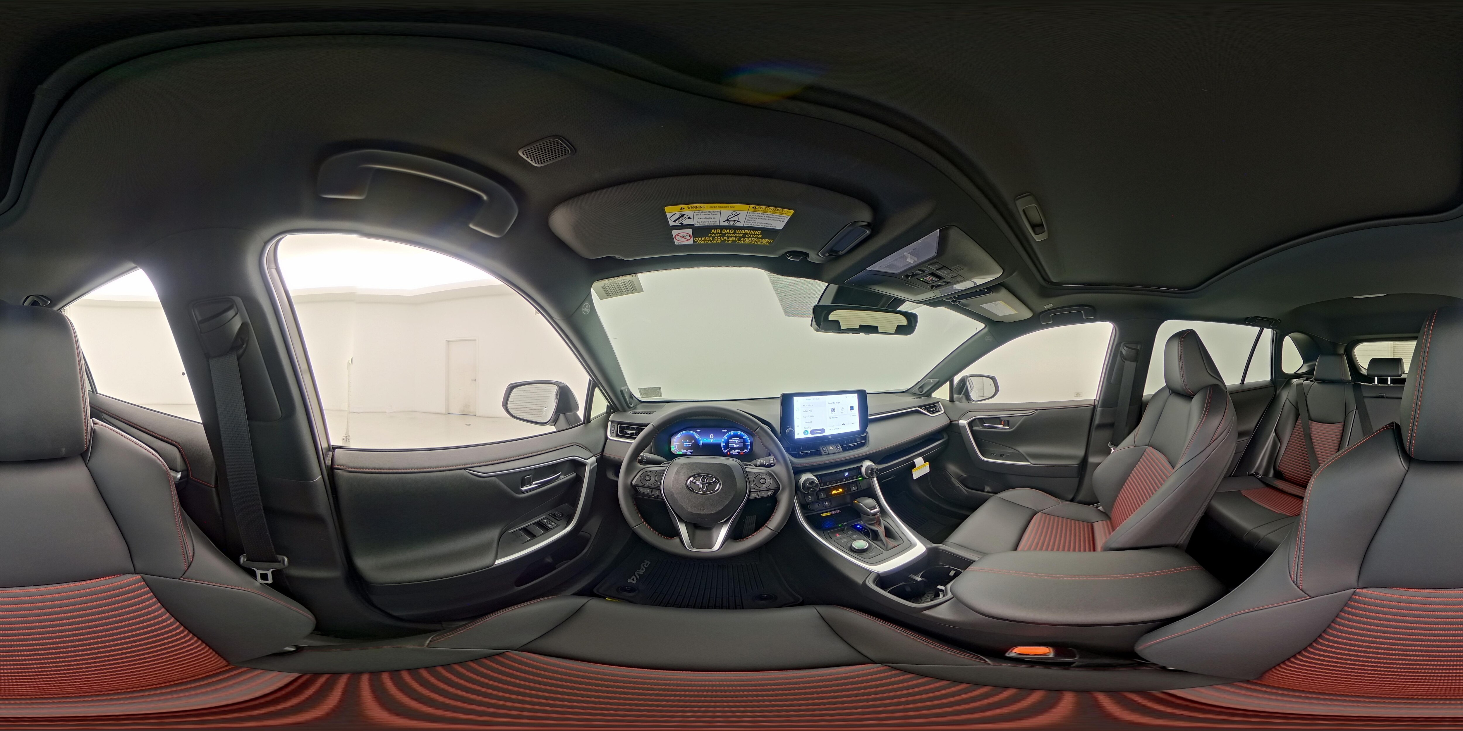2025 Toyota RAV4 XSE - Photo 28