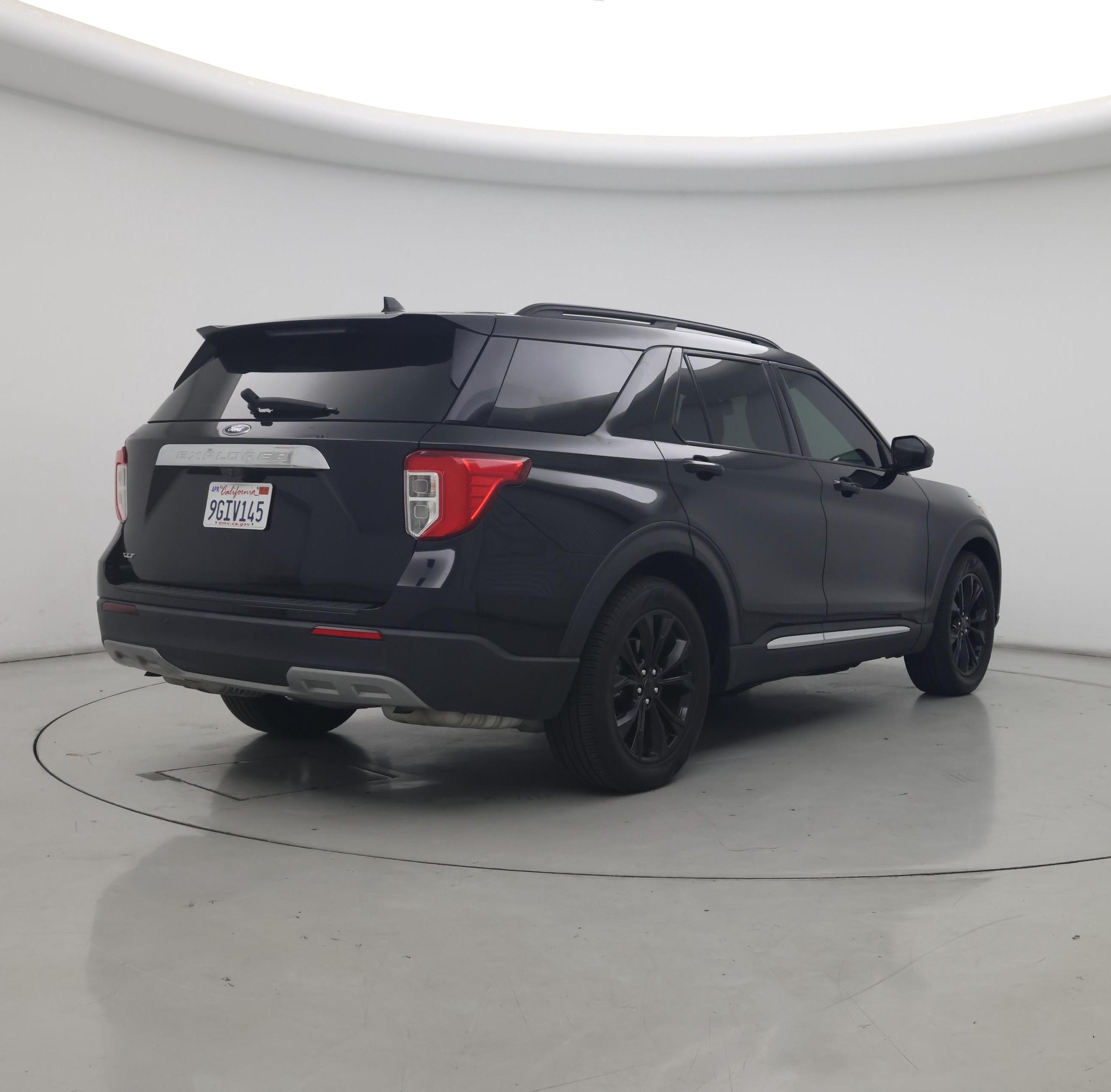 Thumbnail: 2021 Ford Explorer - 8