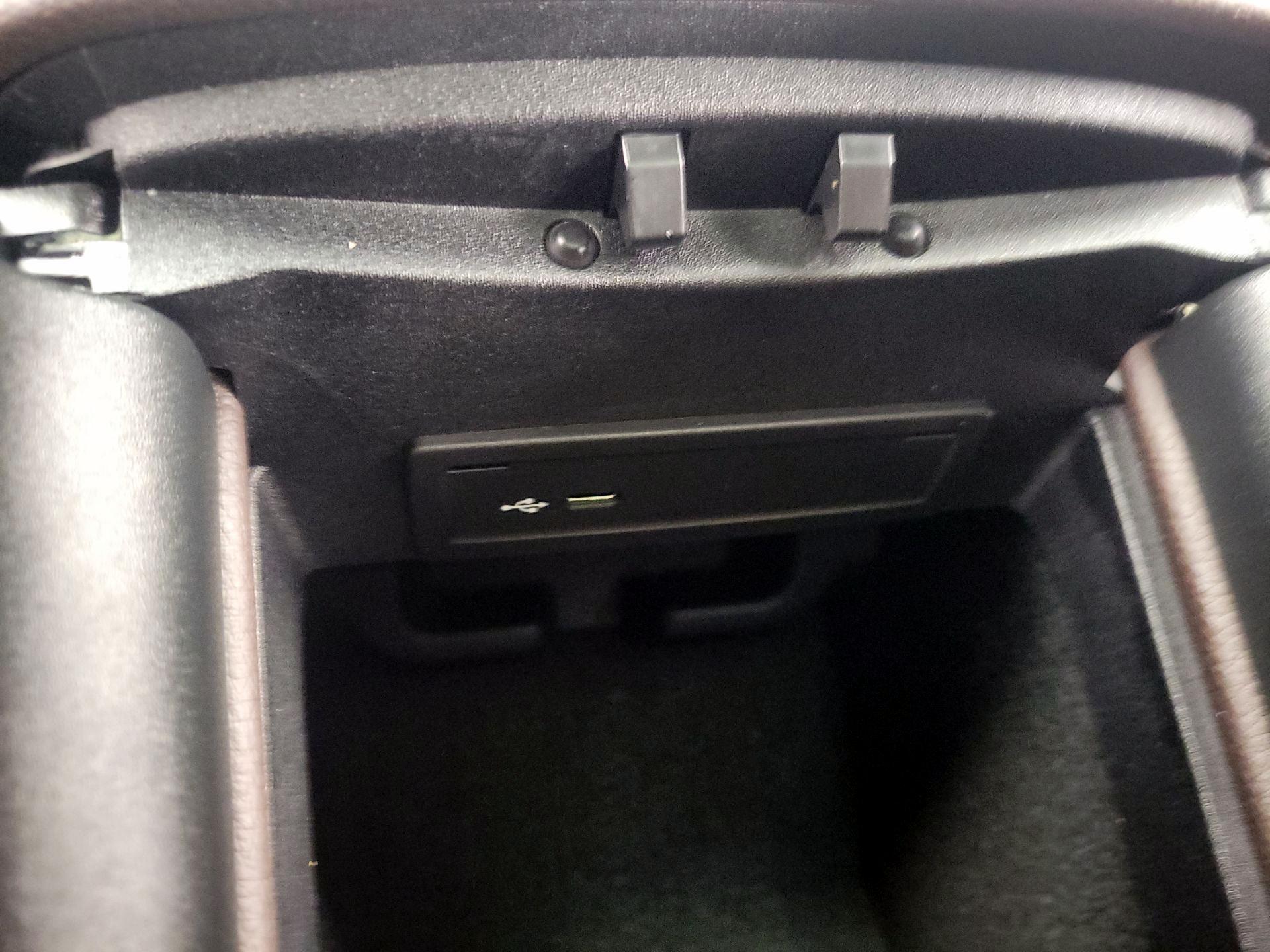 Thumbnail: 2021 Mercedes-Benz GLE - 19