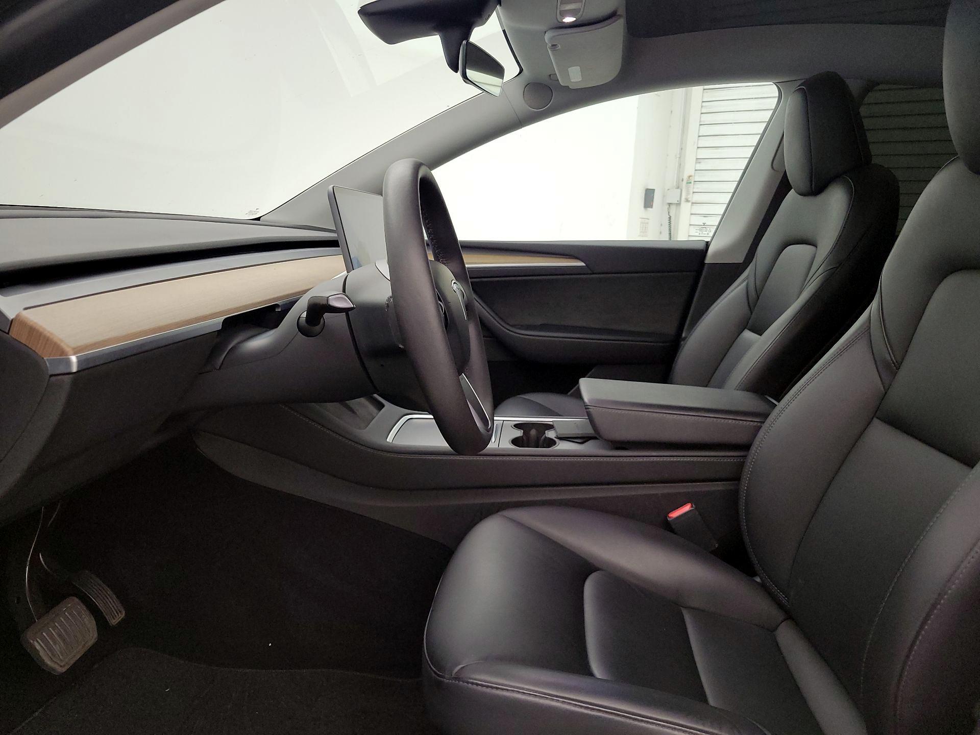 Thumbnail: 2023 Tesla Model Y - 11