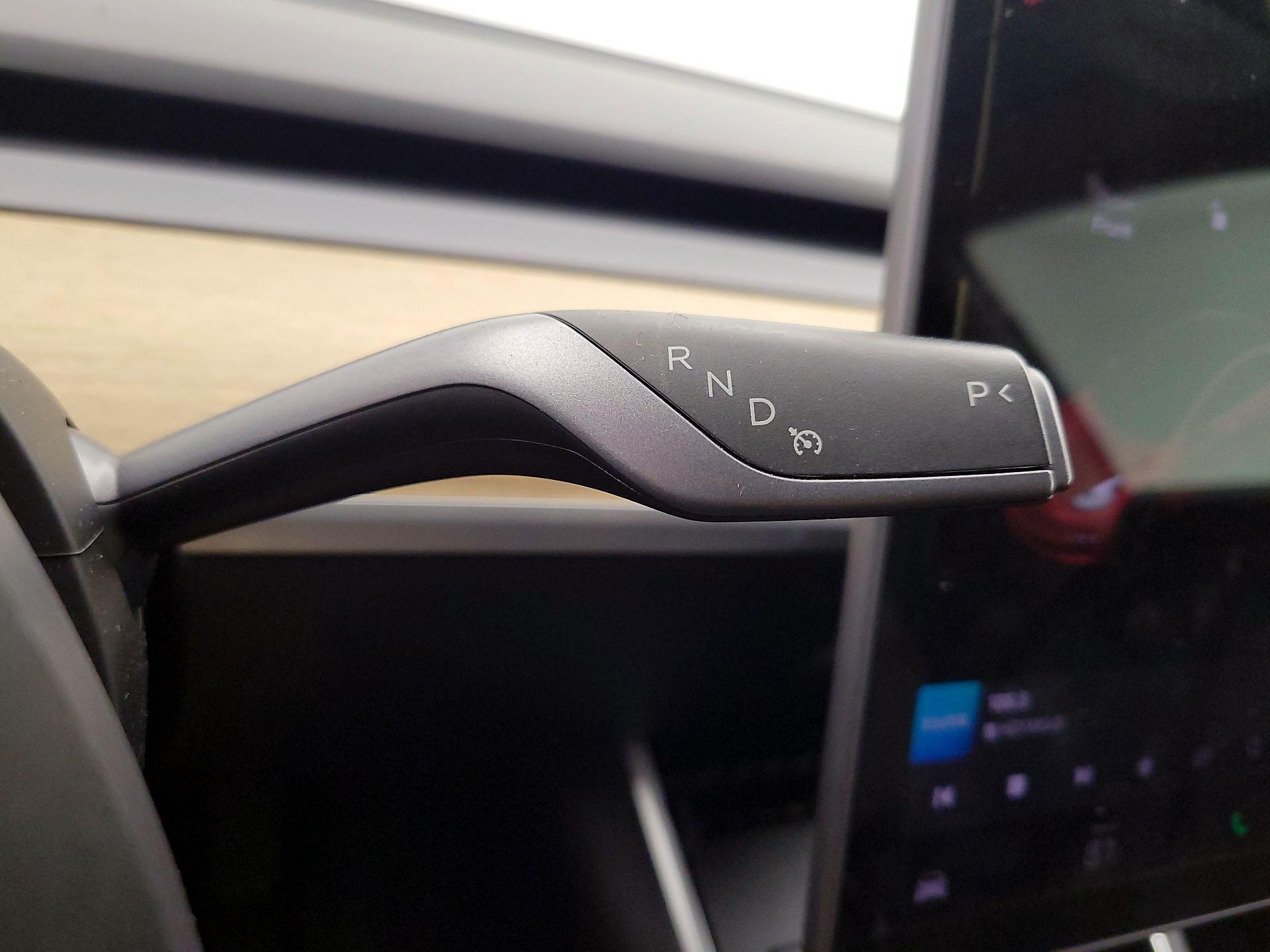 Thumbnail: 2019 Tesla Model 3 - 17