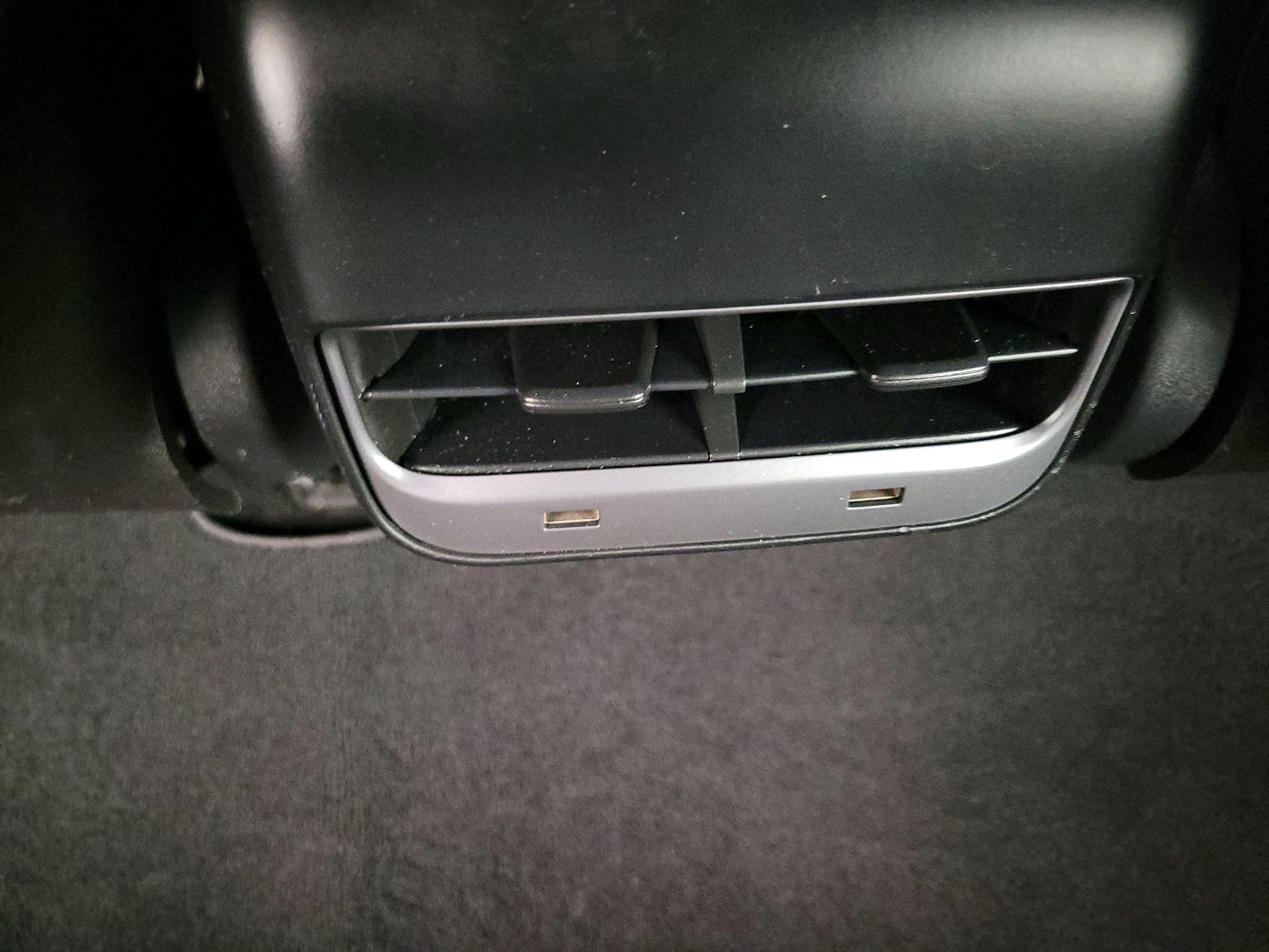 Thumbnail: 2019 Tesla Model 3 - 18