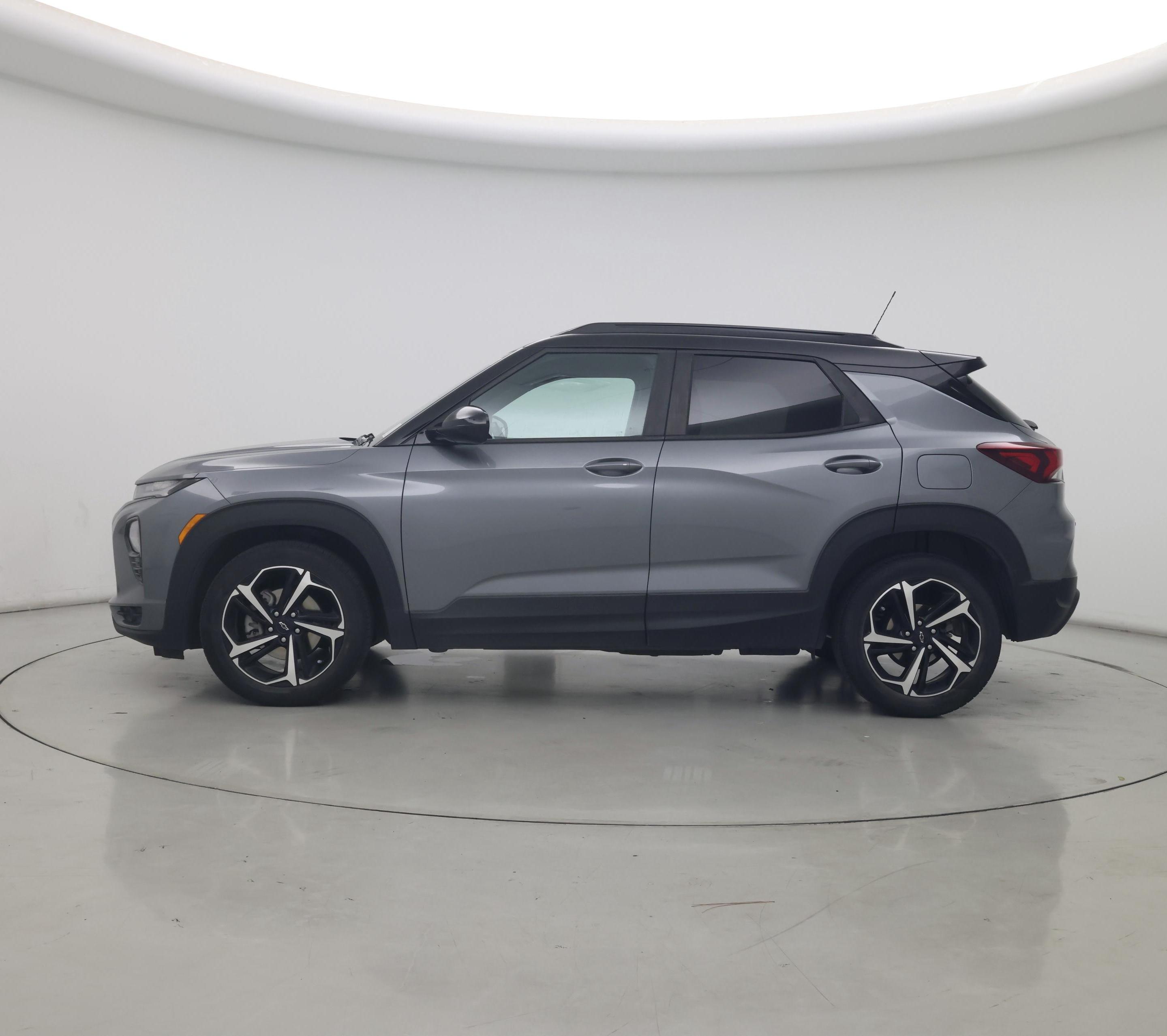 Thumbnail: 2021 Chevrolet TrailBlazer - 3