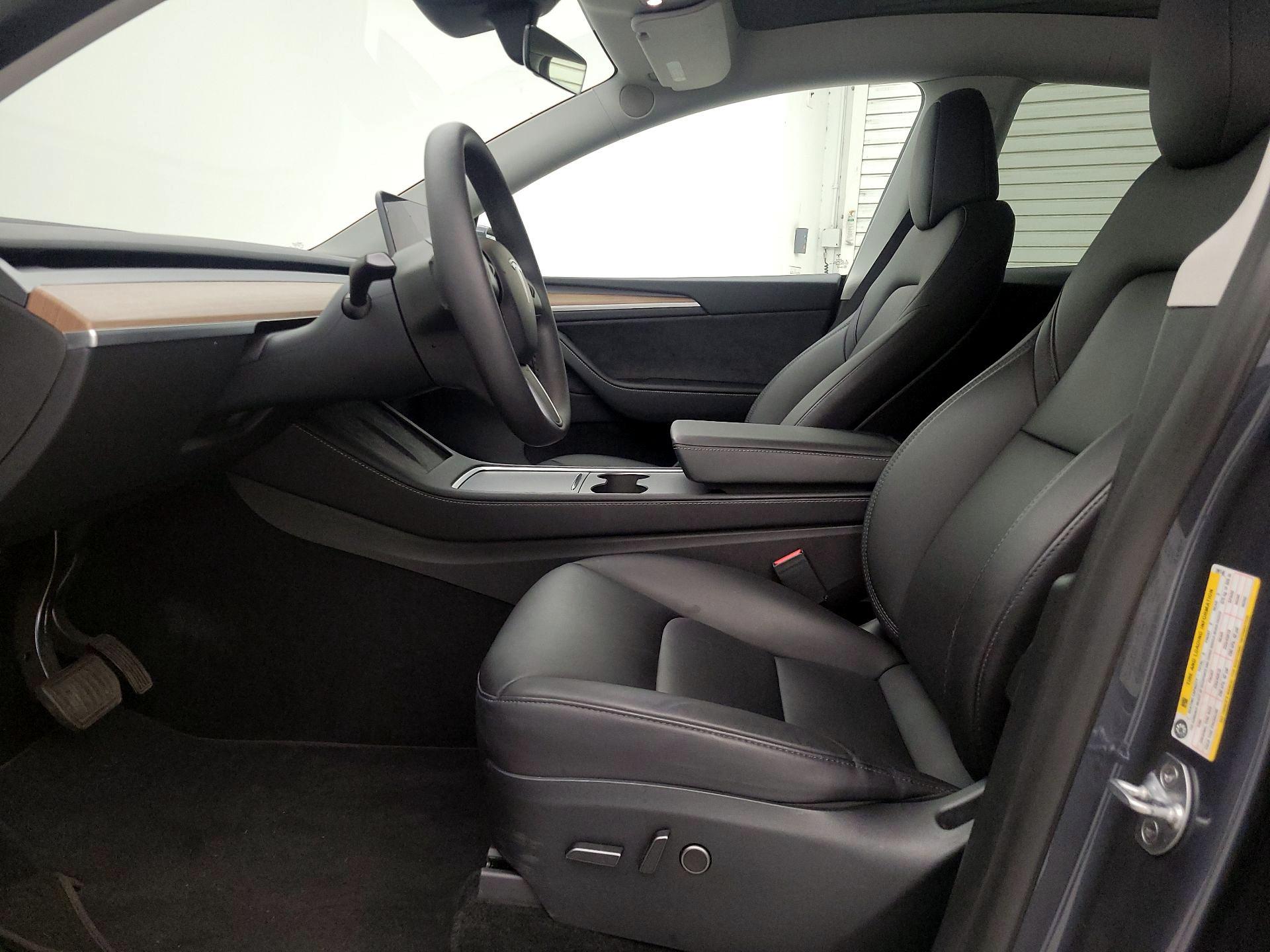 Thumbnail: 2023 Tesla Model Y - 11