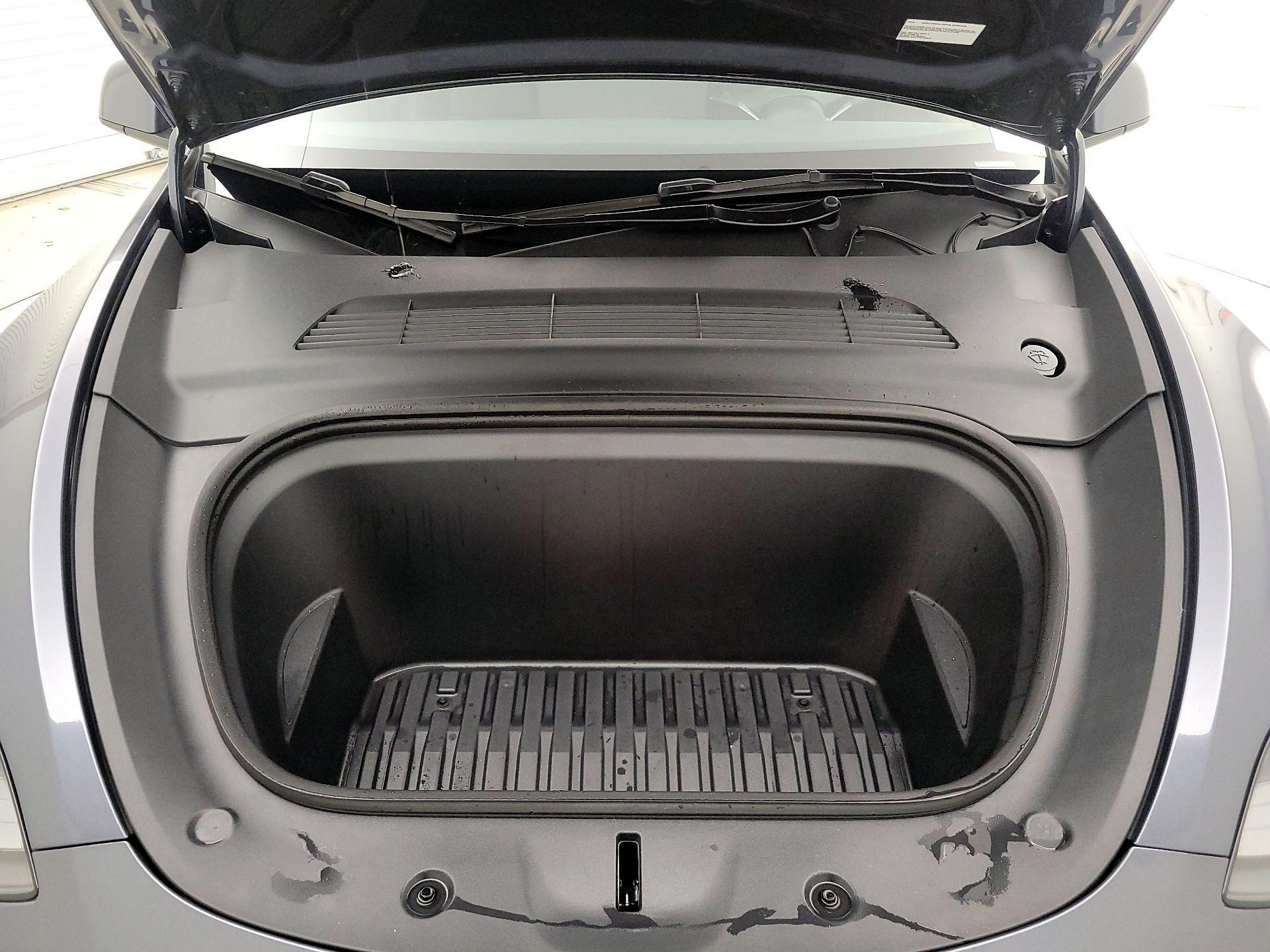 Thumbnail: 2023 Tesla Model Y - 20