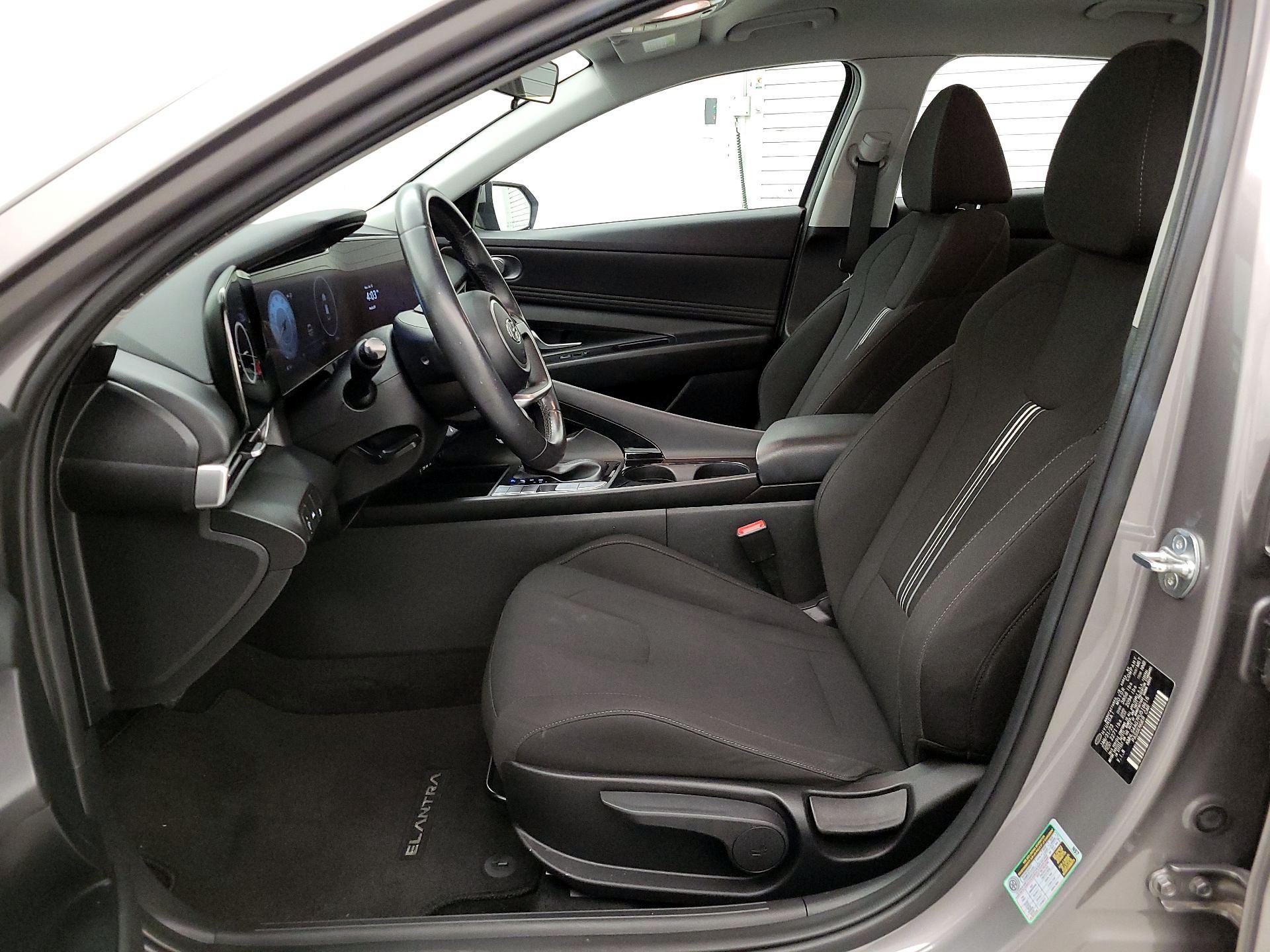 Thumbnail: 2023 Hyundai Elantra - 11