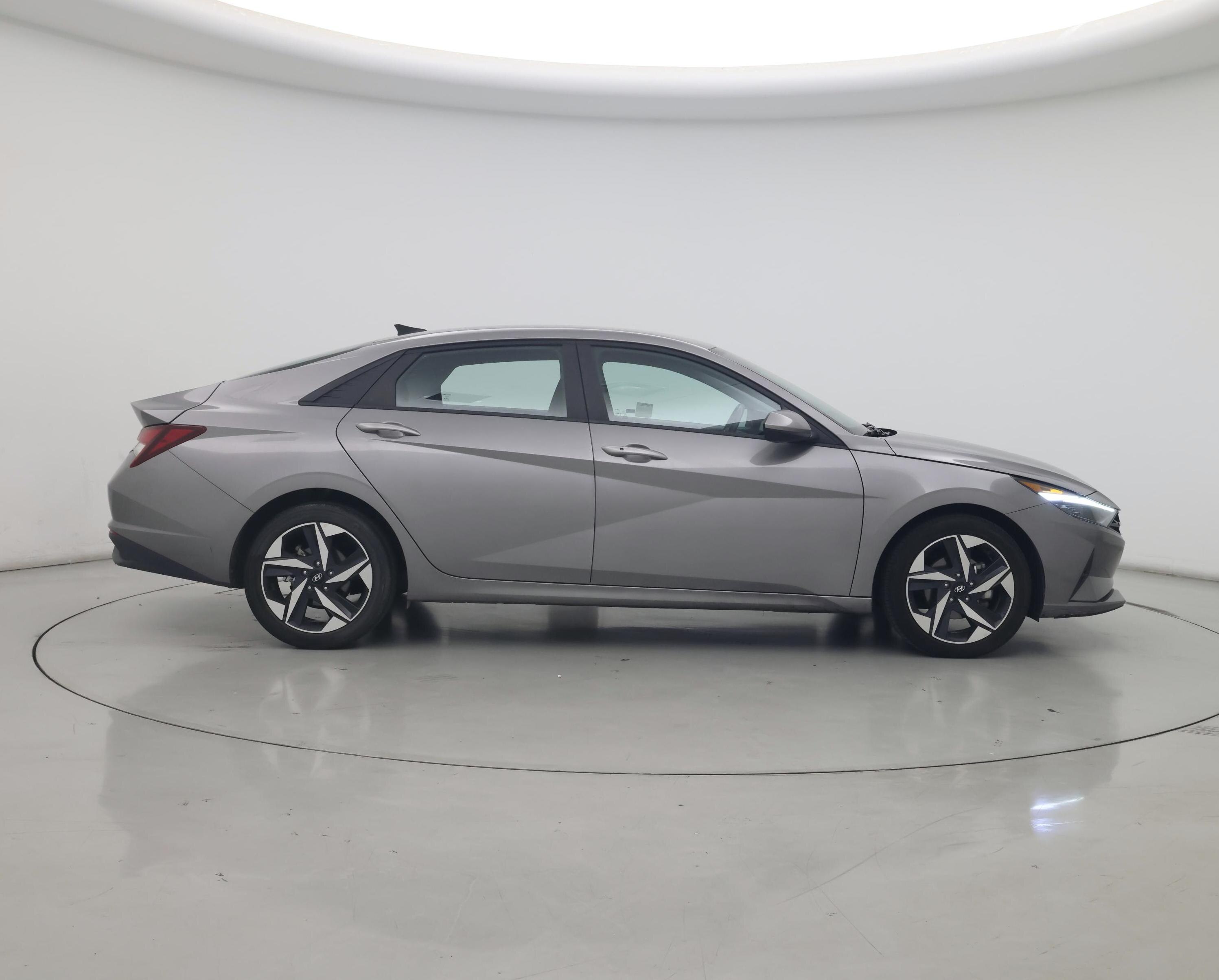 Thumbnail: 2023 Hyundai Elantra - 7