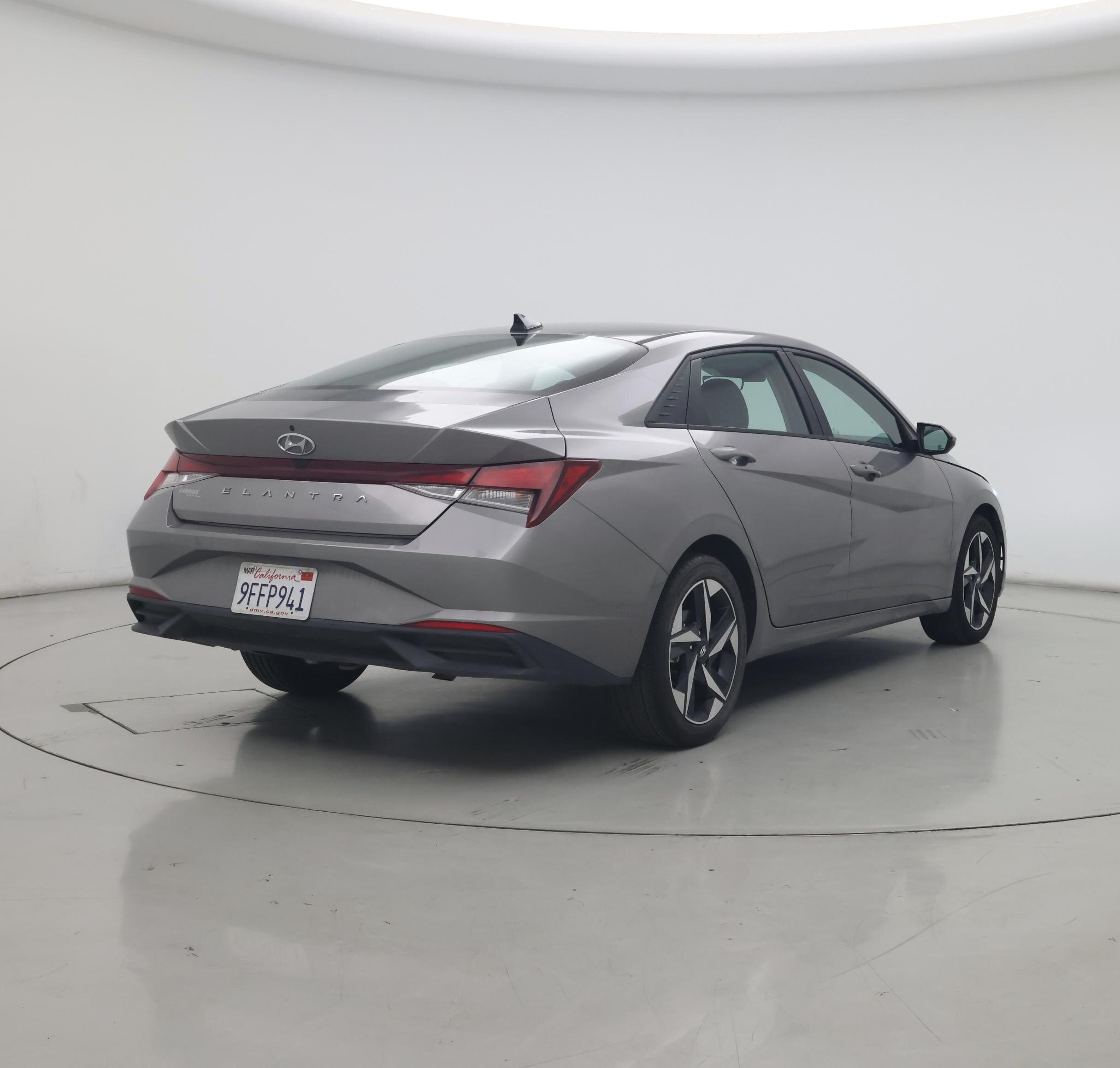 Thumbnail: 2023 Hyundai Elantra - 8