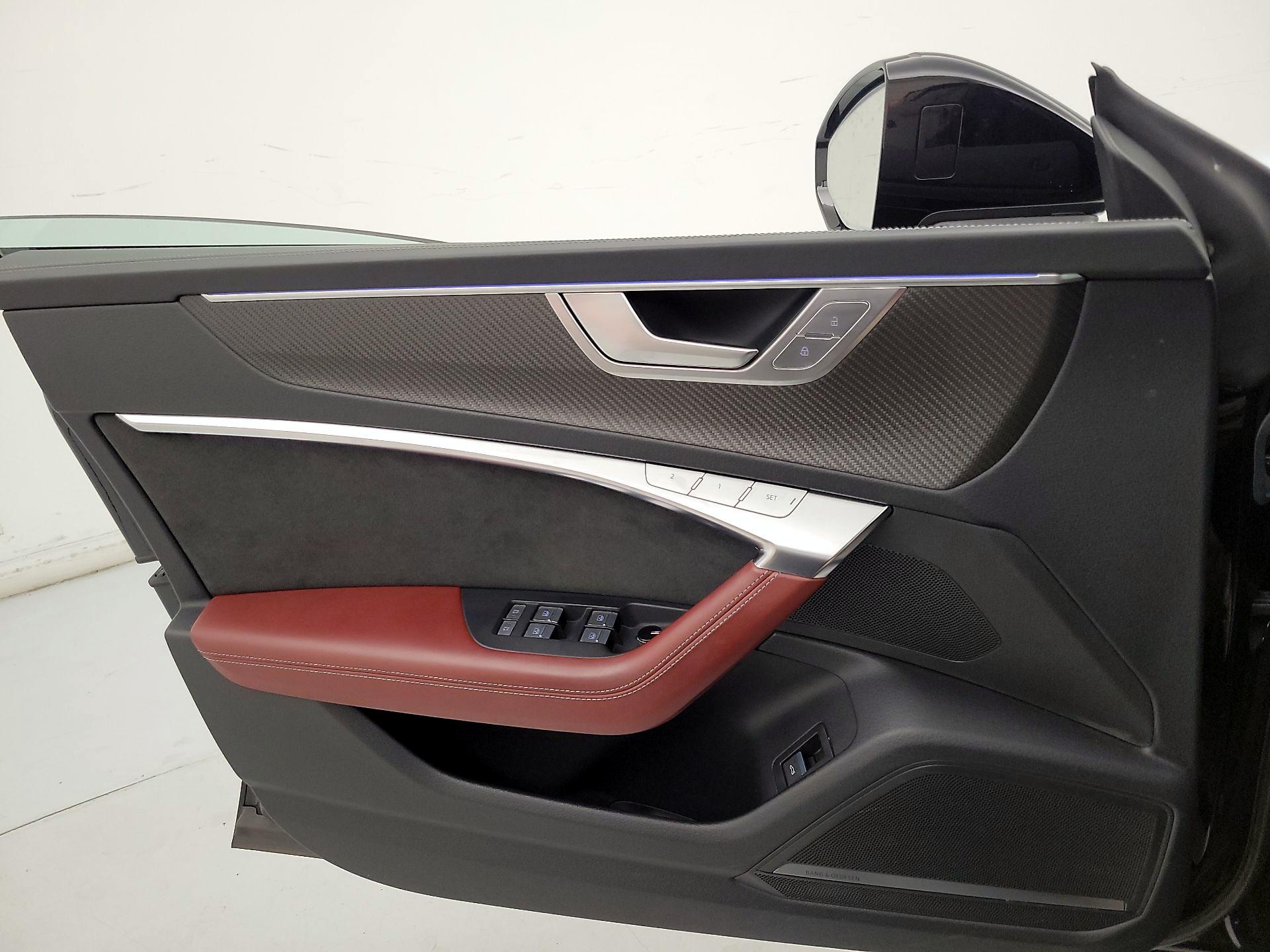 Thumbnail: 2022 Audi S7 - 12