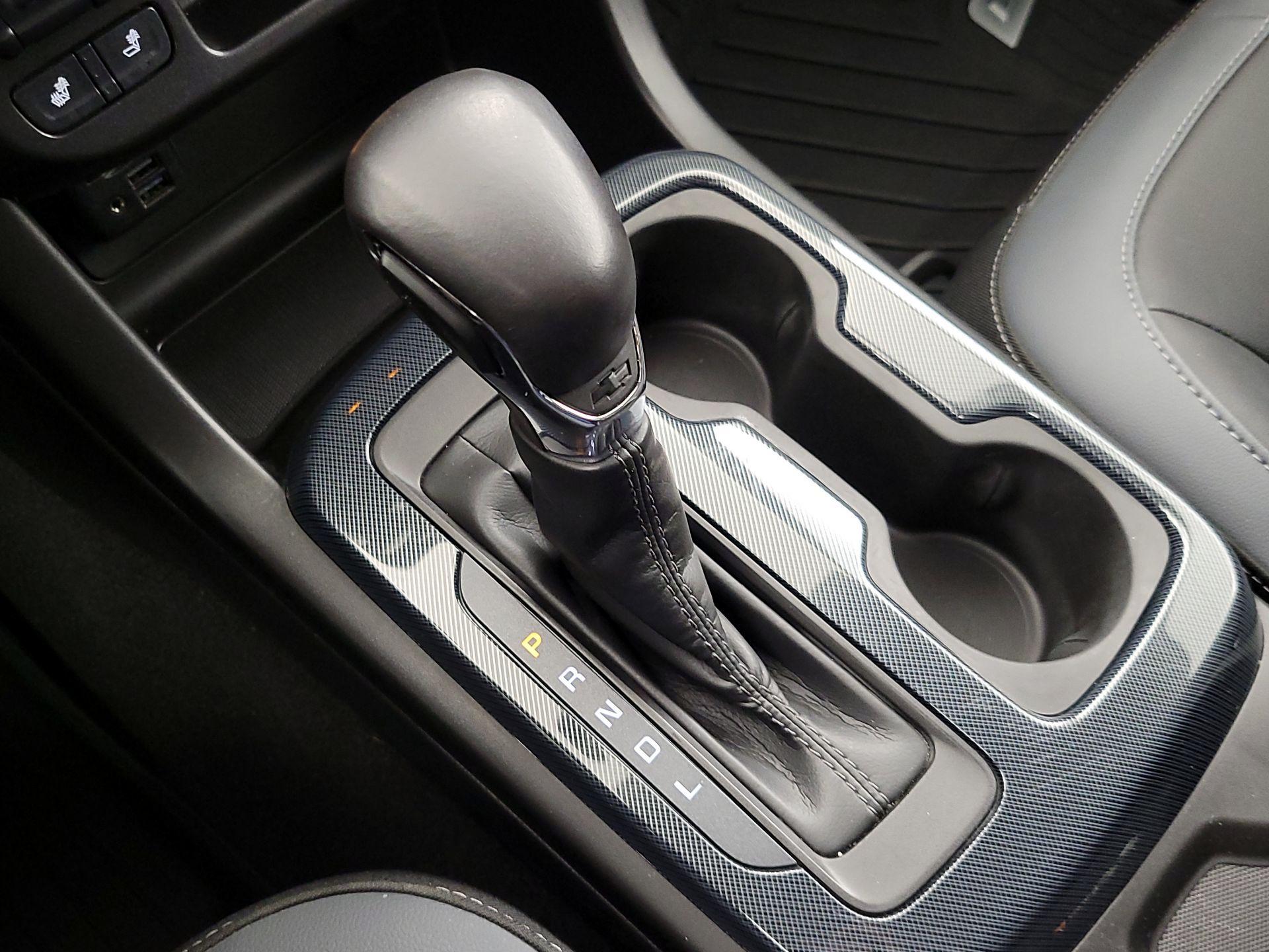 Thumbnail: 2022 Chevrolet Colorado - 18