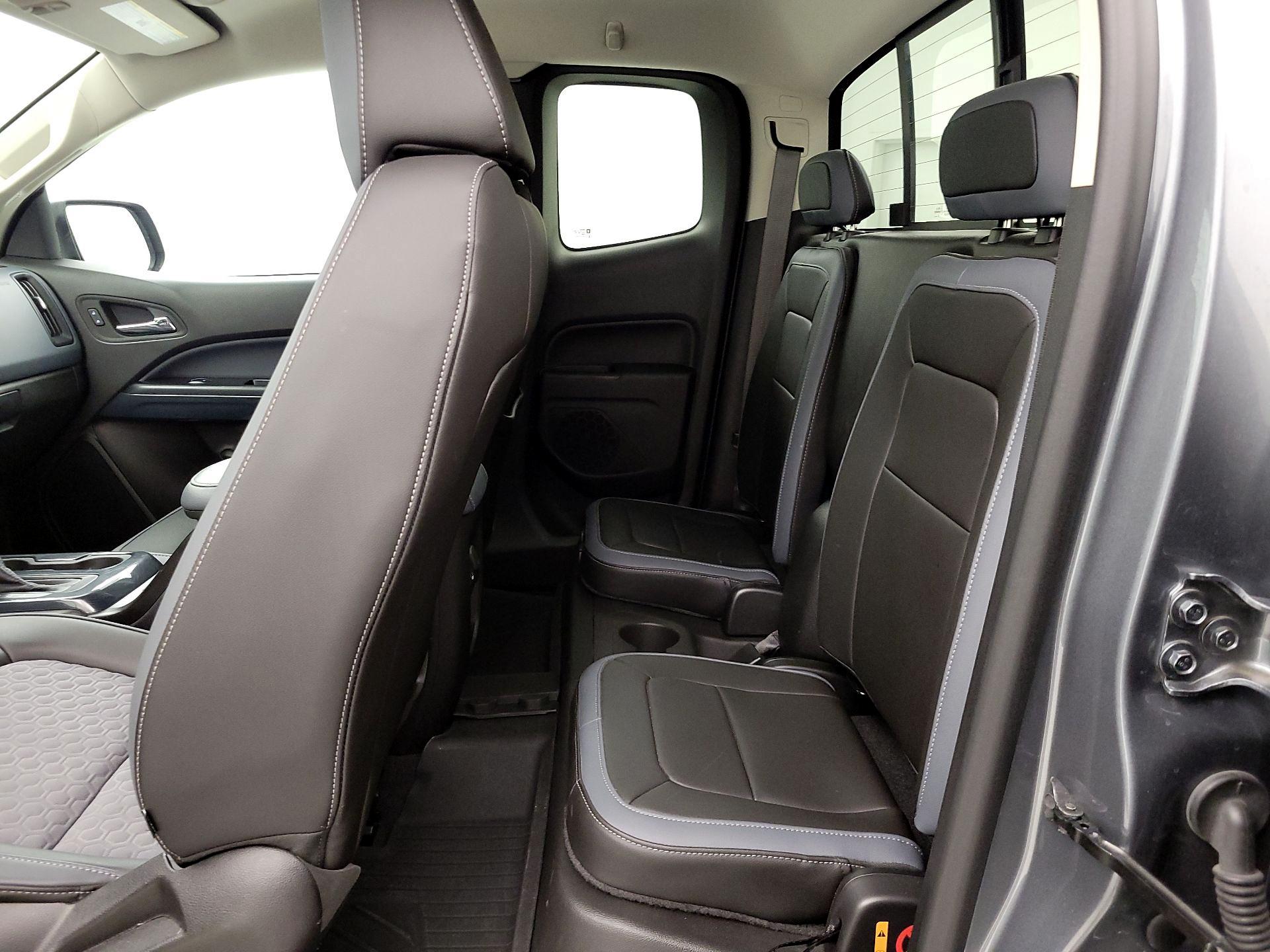 Thumbnail: 2022 Chevrolet Colorado - 20