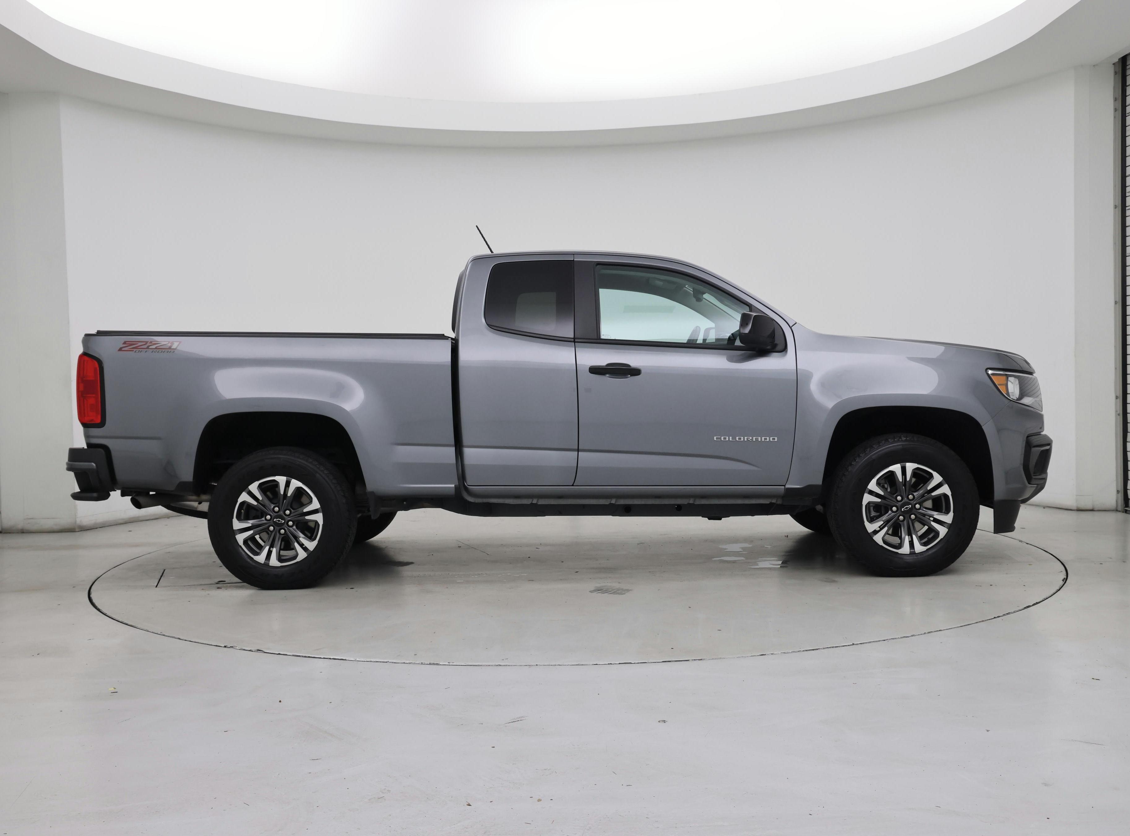 Thumbnail: 2022 Chevrolet Colorado - 7