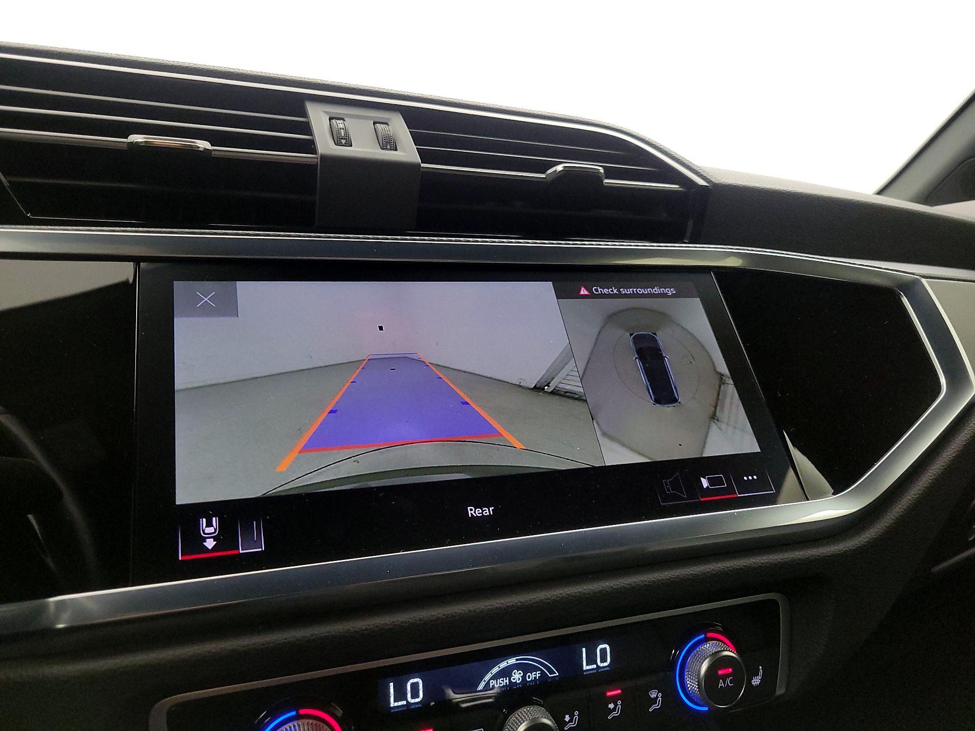 Thumbnail: 2023 Audi Q3 - 14