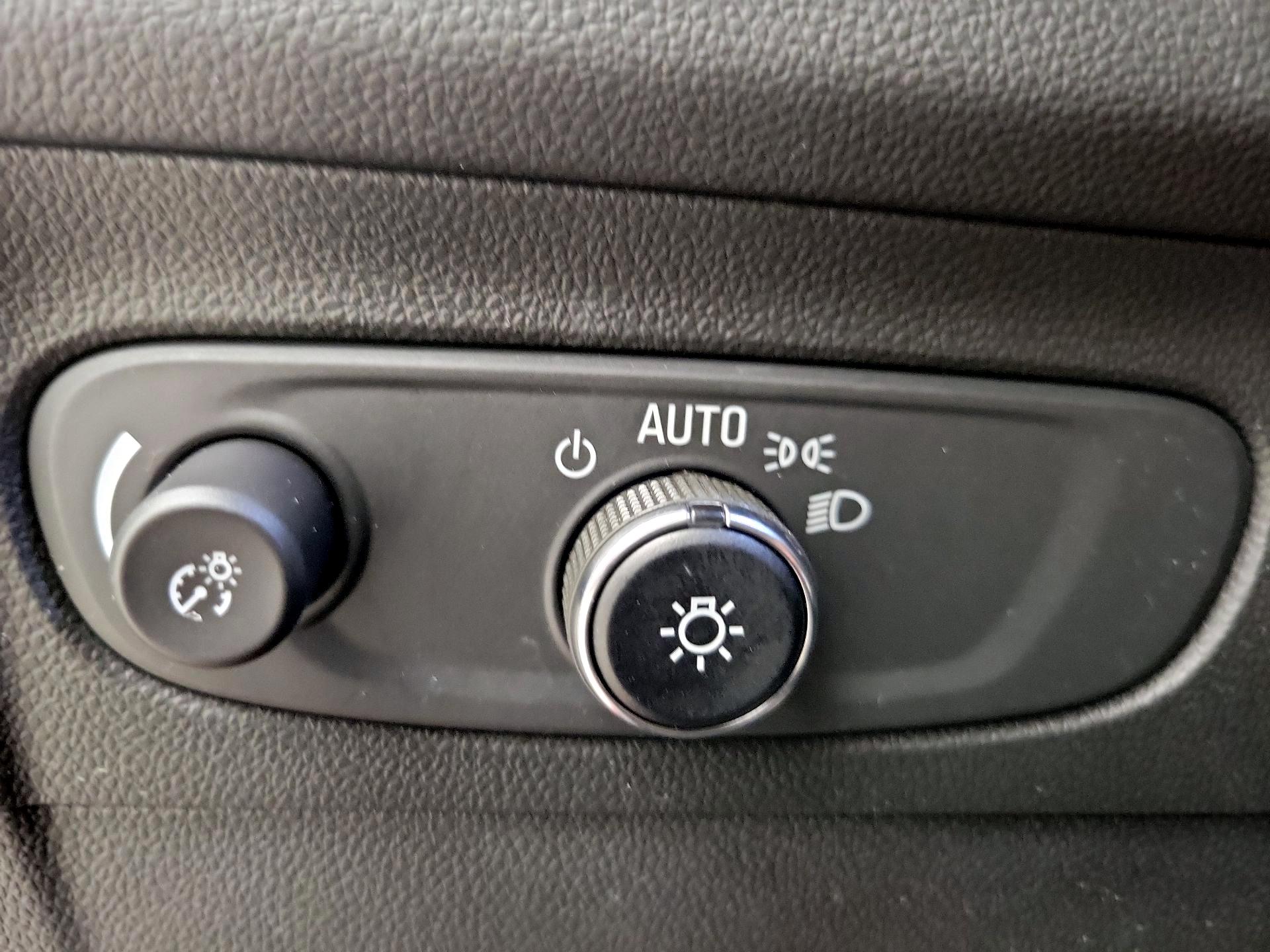 Thumbnail: 2023 Buick Envision - 13