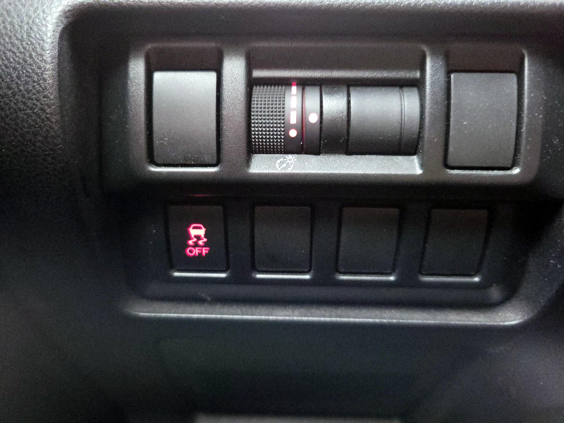 Thumbnail: 2017 Subaru Impreza - 13