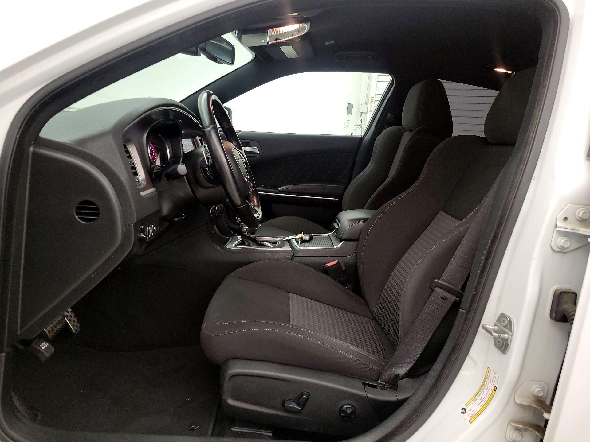 Thumbnail: 2020 Dodge Charger - 11