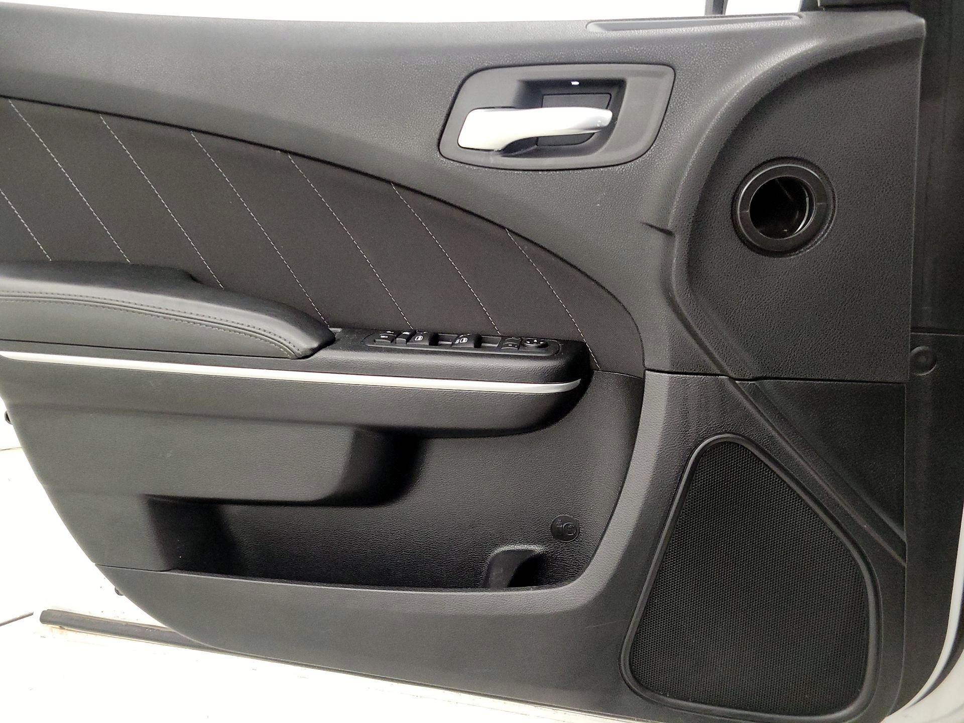 Thumbnail: 2020 Dodge Charger - 12