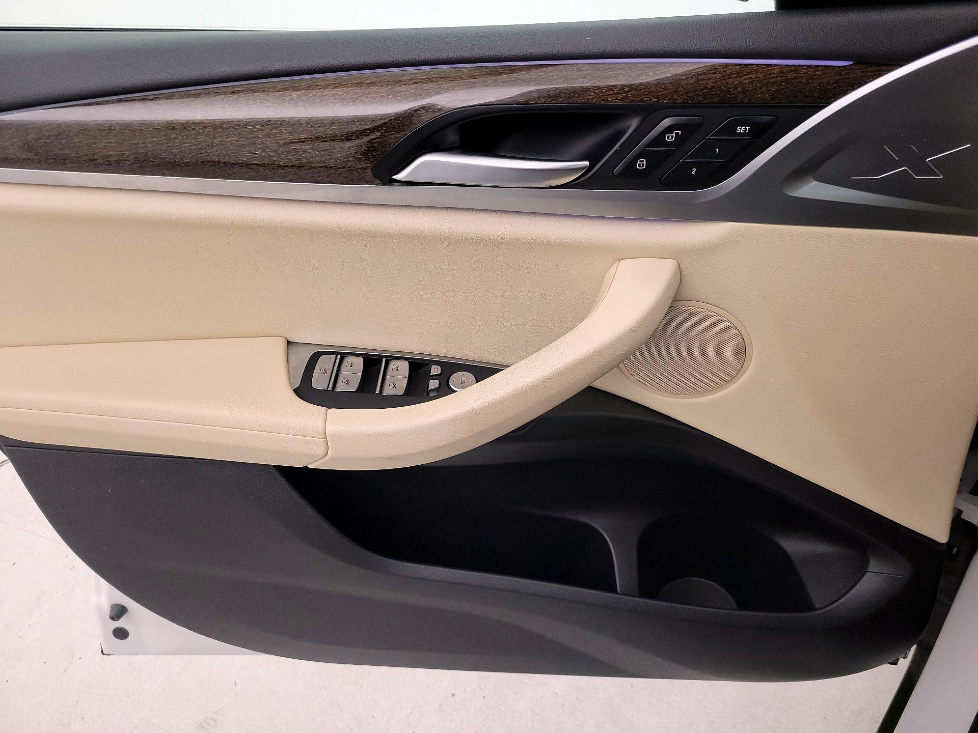 Thumbnail: 2021 BMW X4 - 12