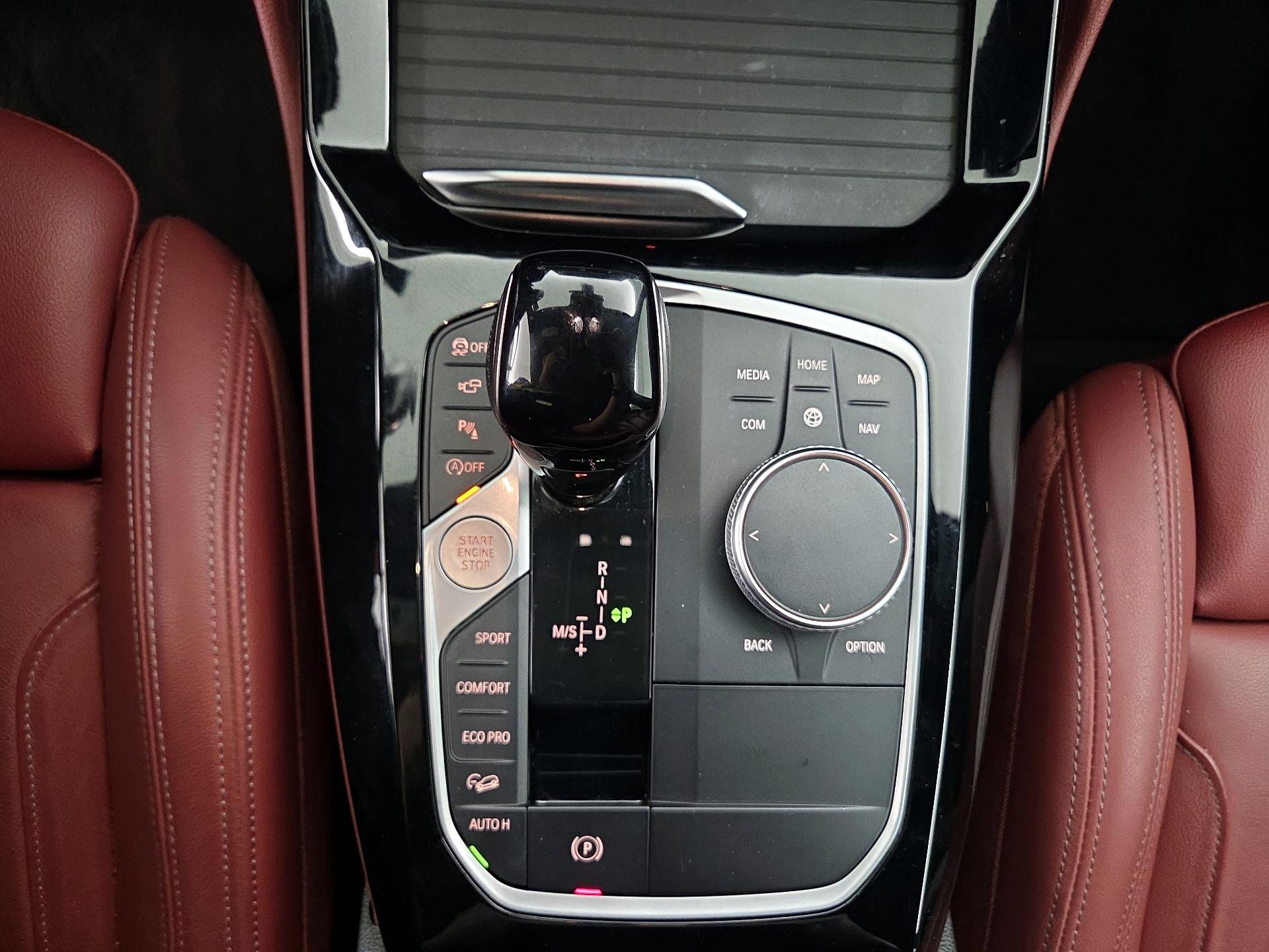 Thumbnail: 2023 BMW X4 - 18