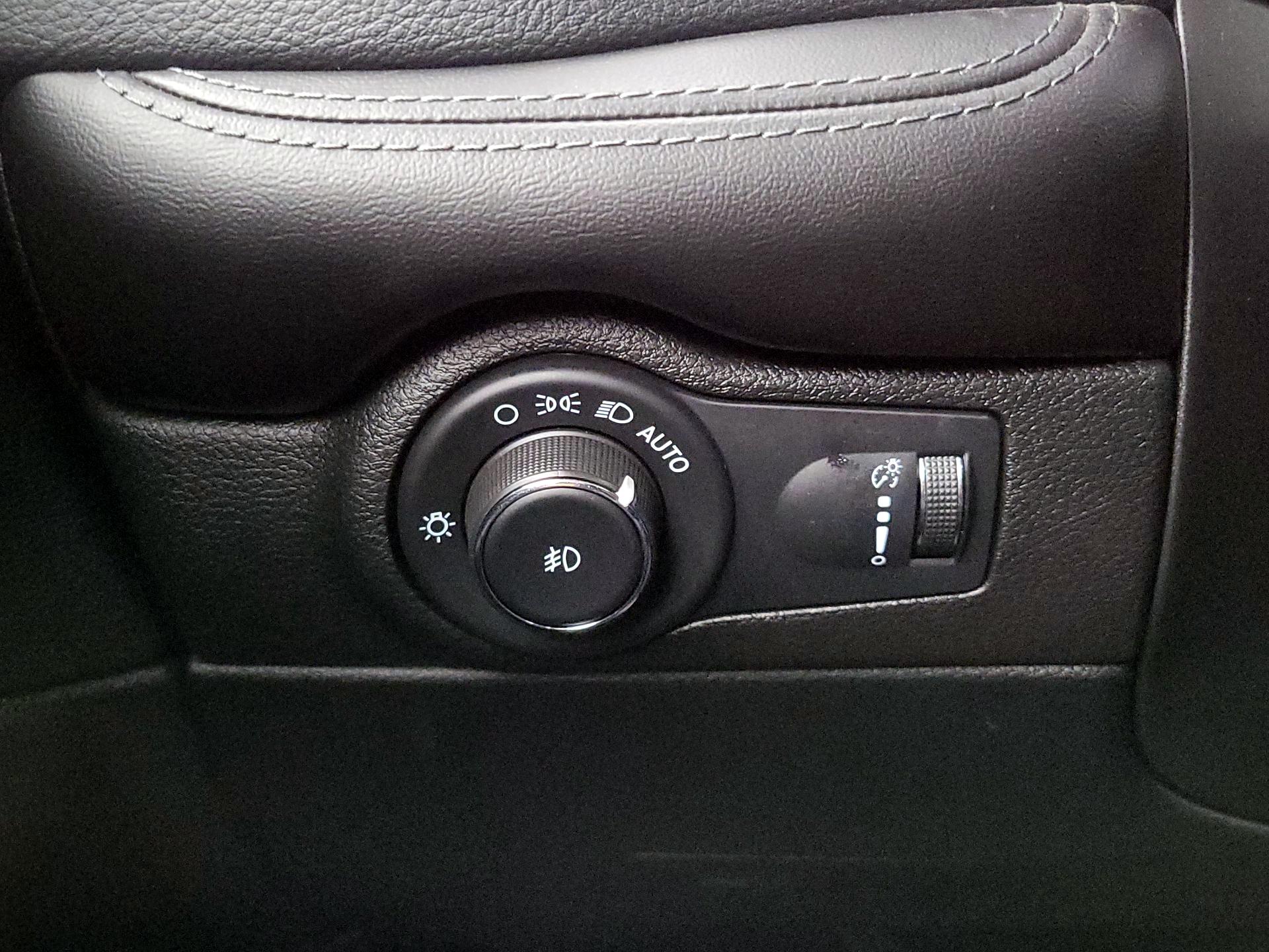 Thumbnail: 2021 Dodge Durango - 13