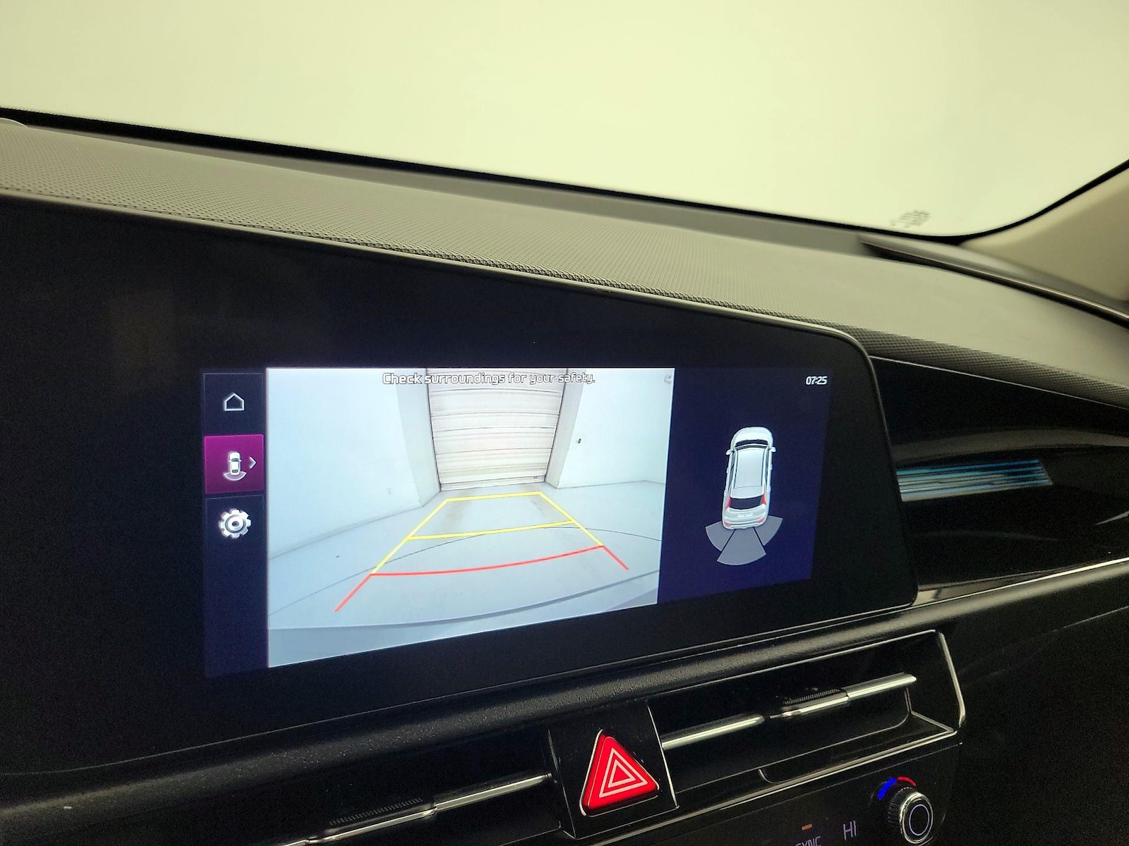 2024 Kia Niro EX Touring - Photo 16