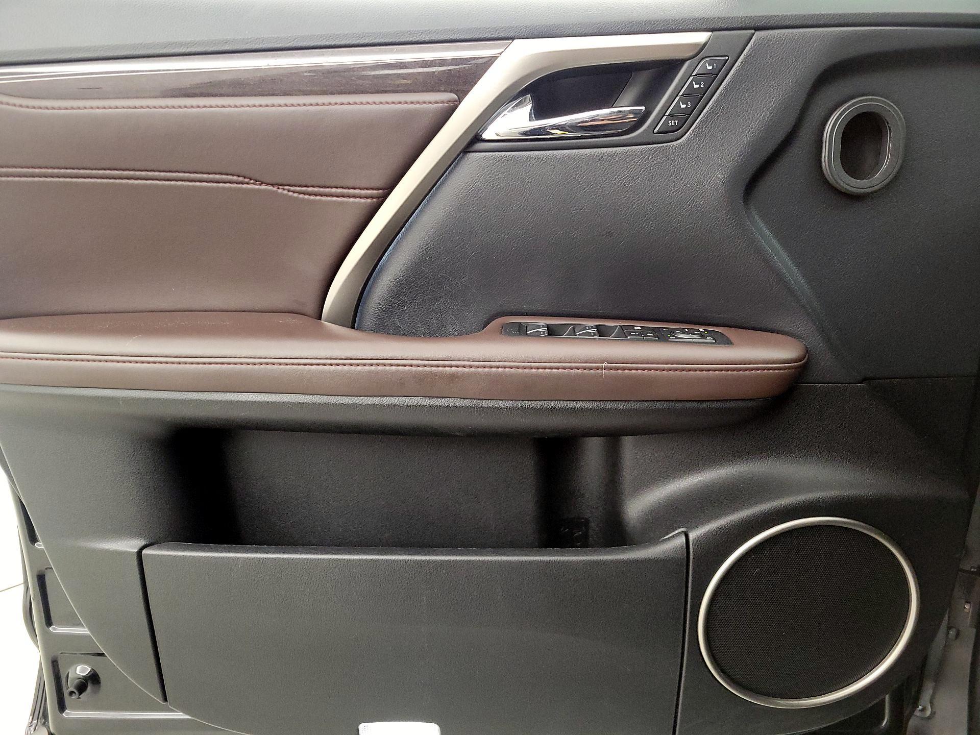 Thumbnail: 2018 Lexus RX - 12