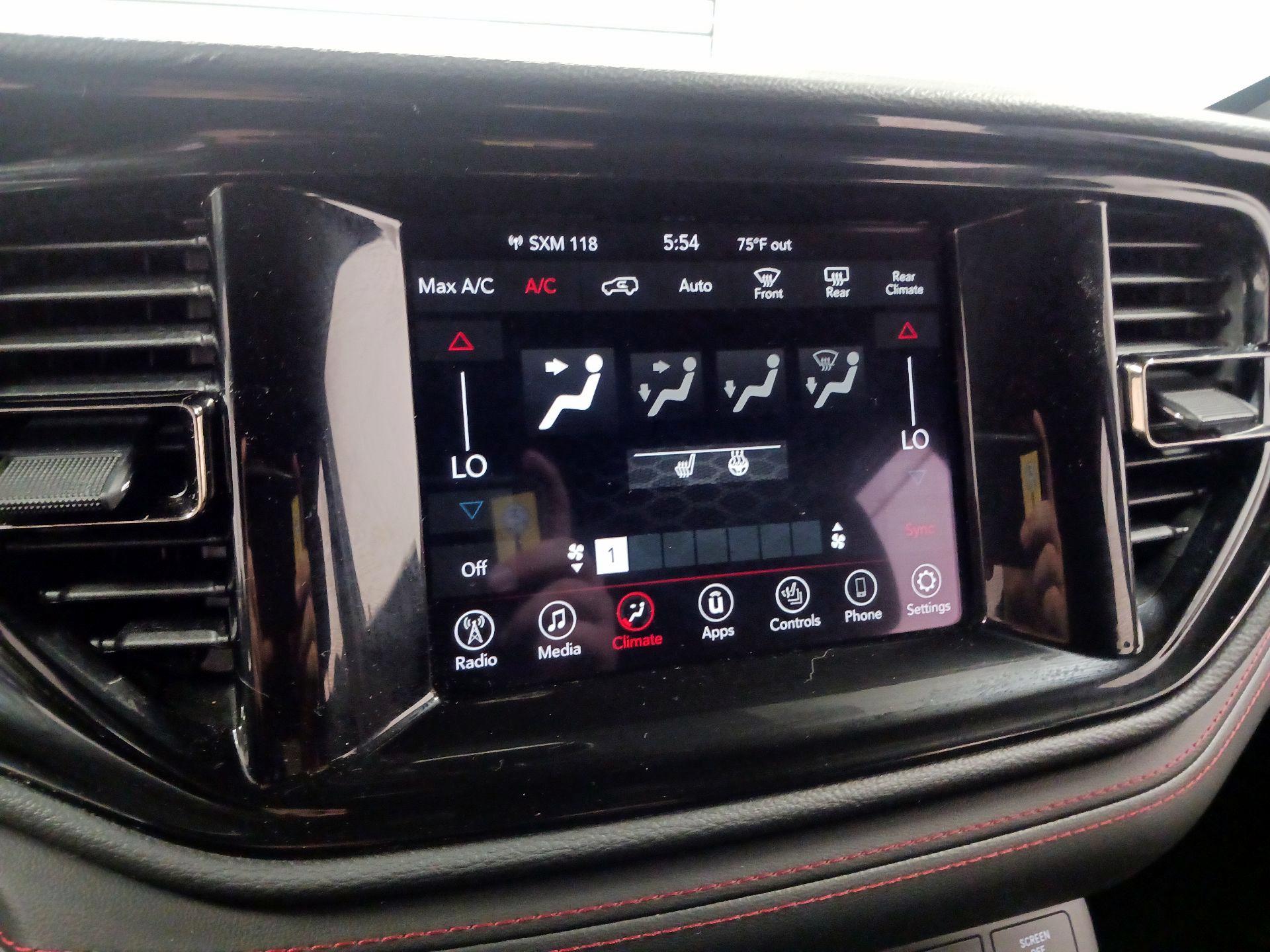 Thumbnail: 2023 Dodge Durango - 11