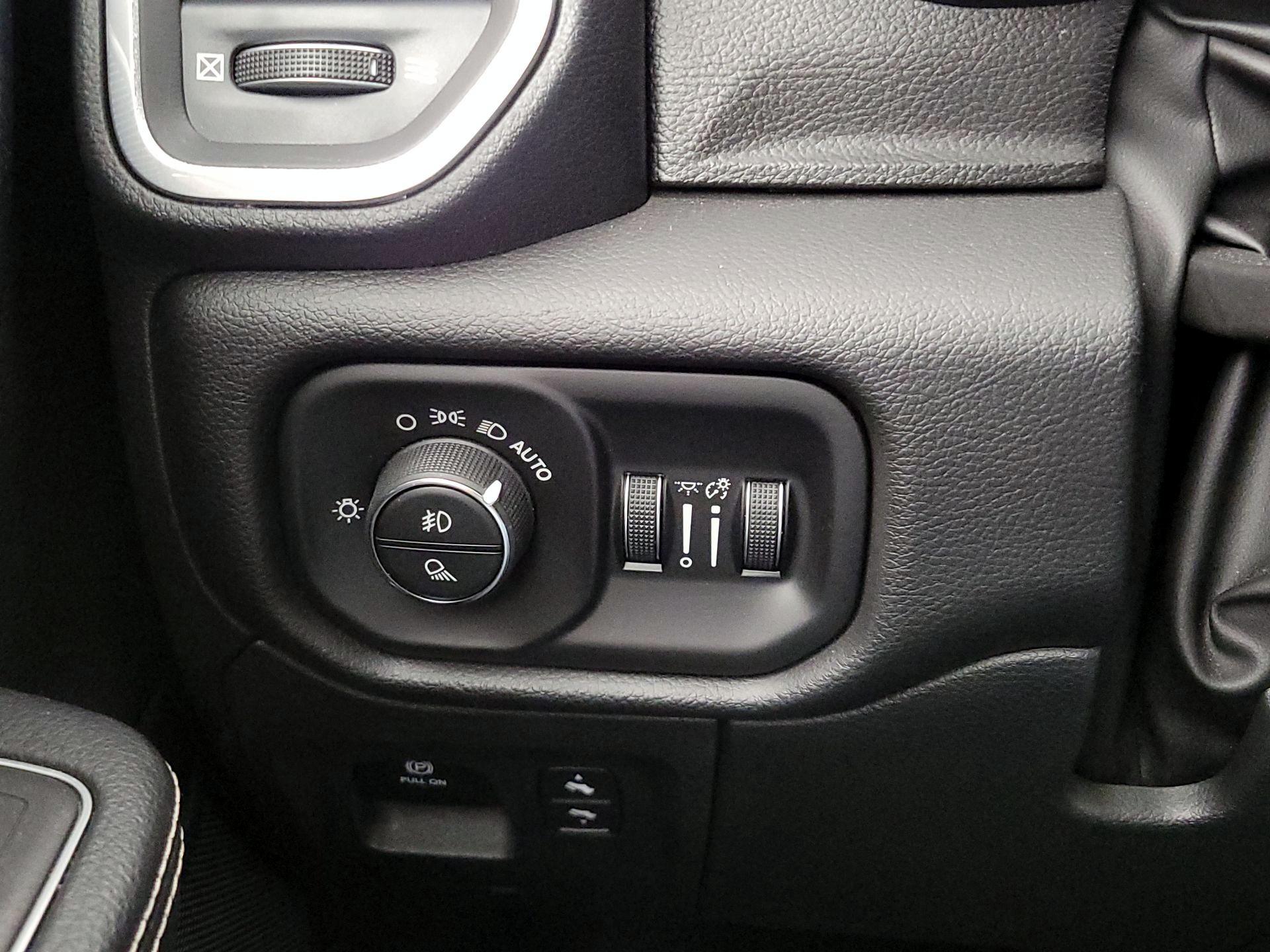 Thumbnail: 2023 RAM 1500 - 13