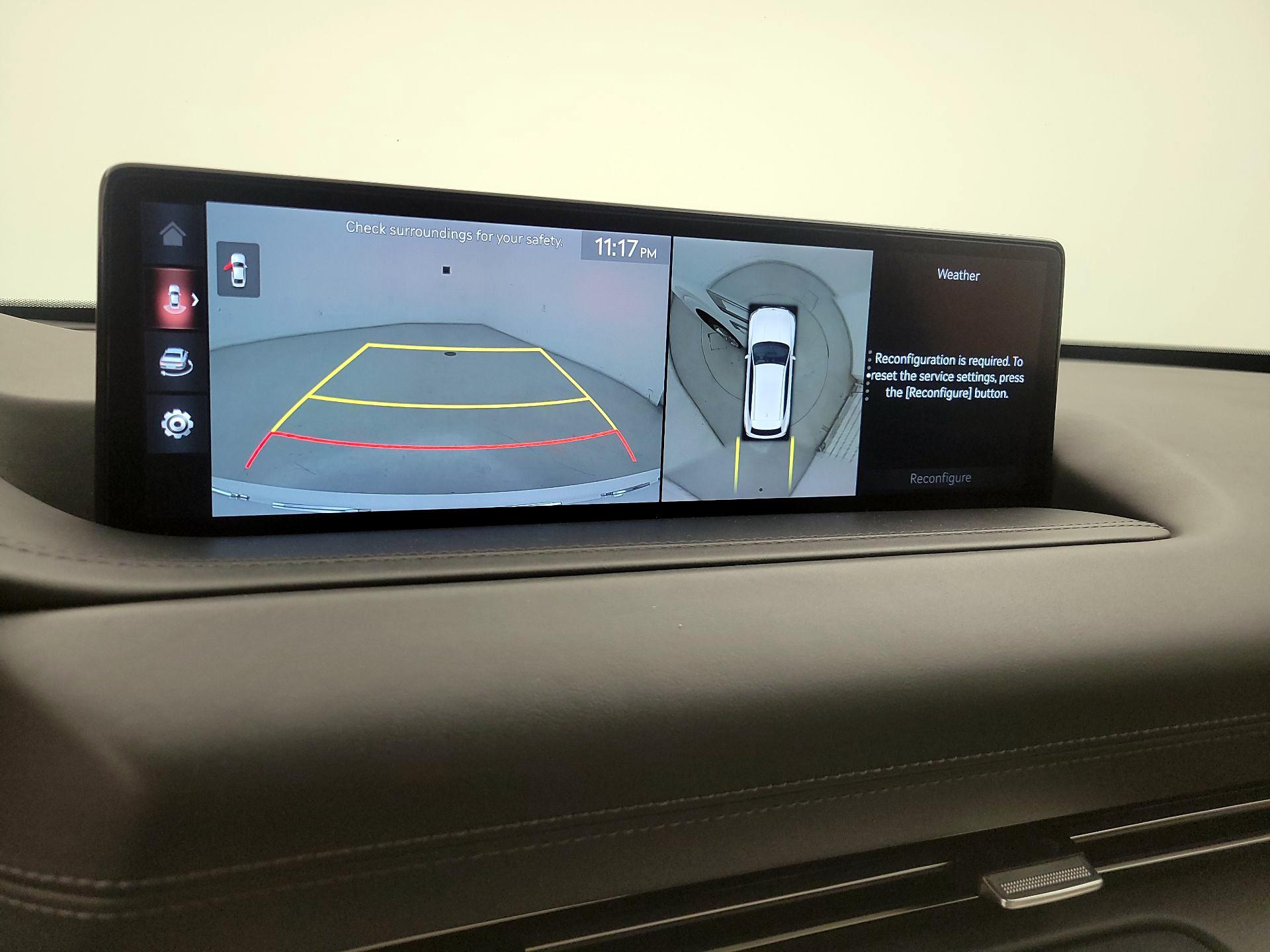 Thumbnail: 2022 Genesis GV80 - 14