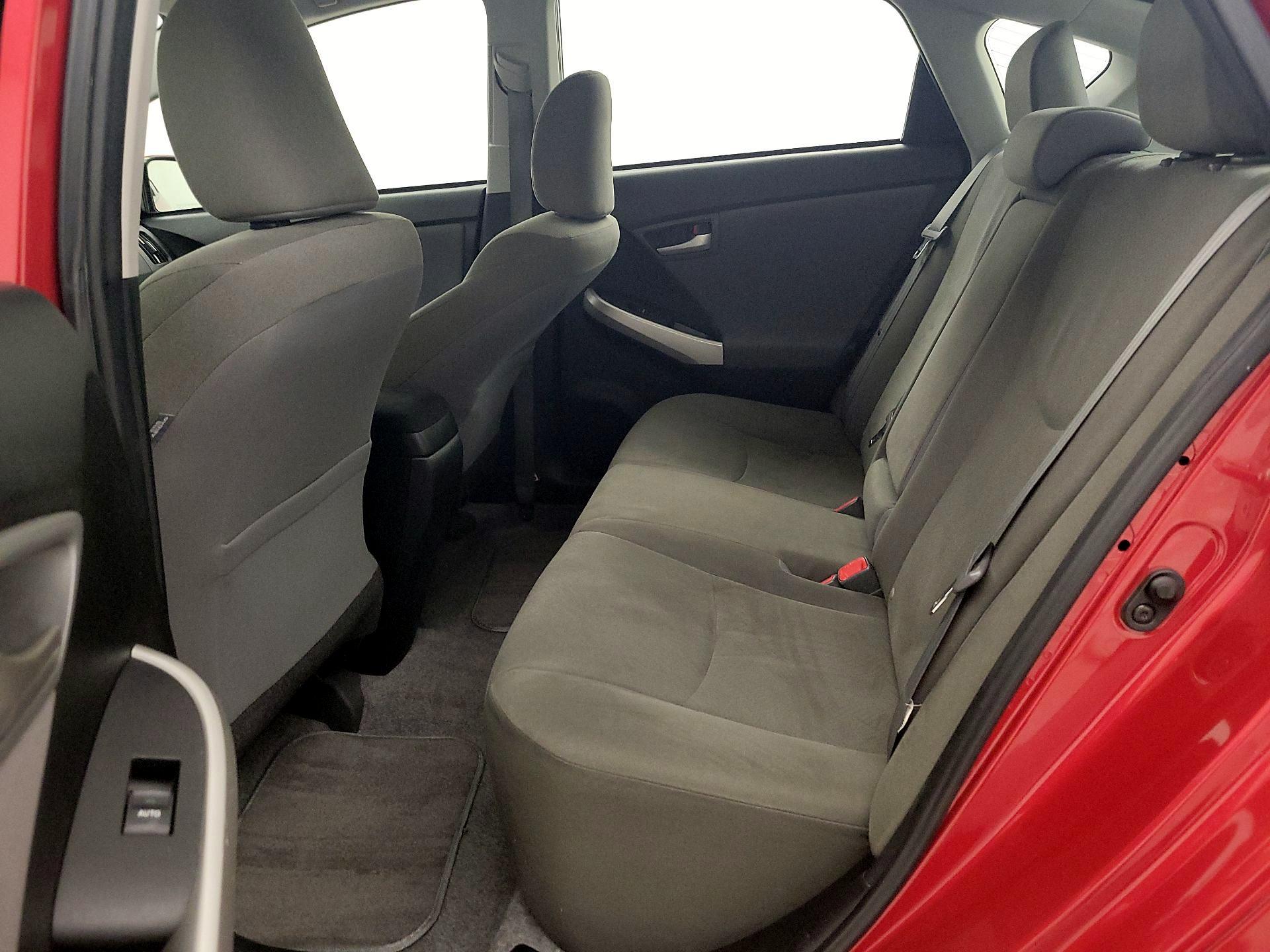 Thumbnail: 2015 Toyota Prius - 19