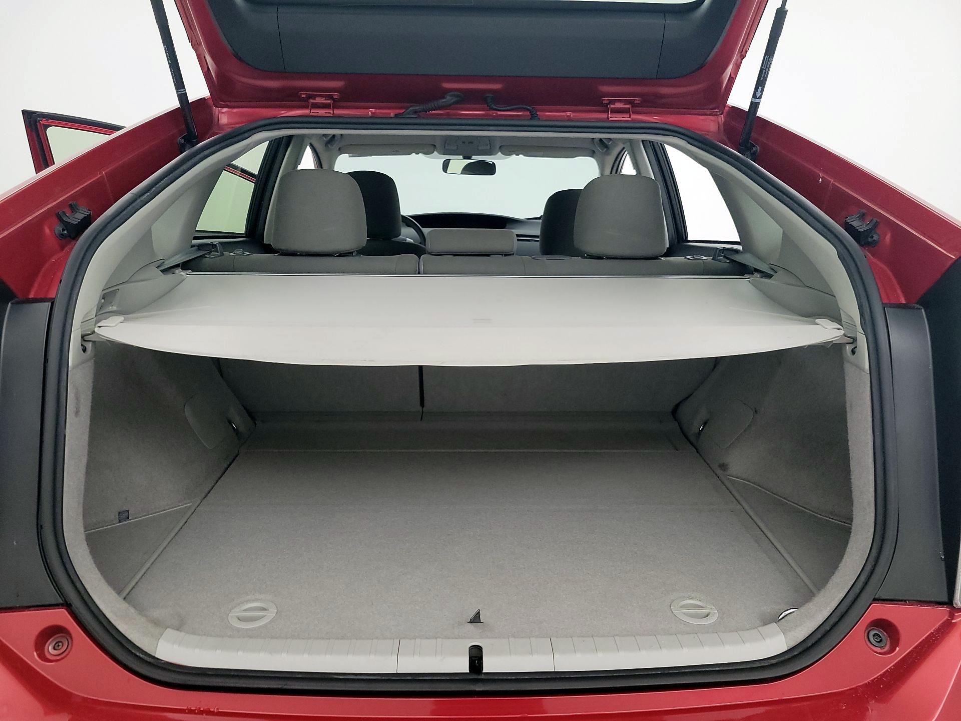 Thumbnail: 2015 Toyota Prius - 20