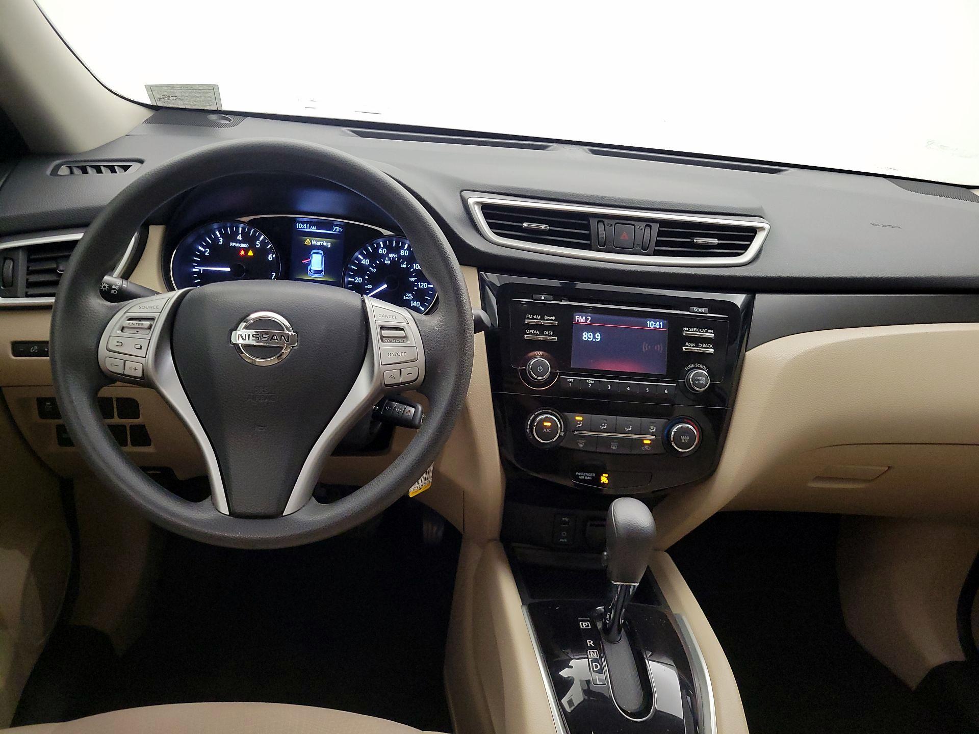 Thumbnail: 2016 Nissan Rogue - 10