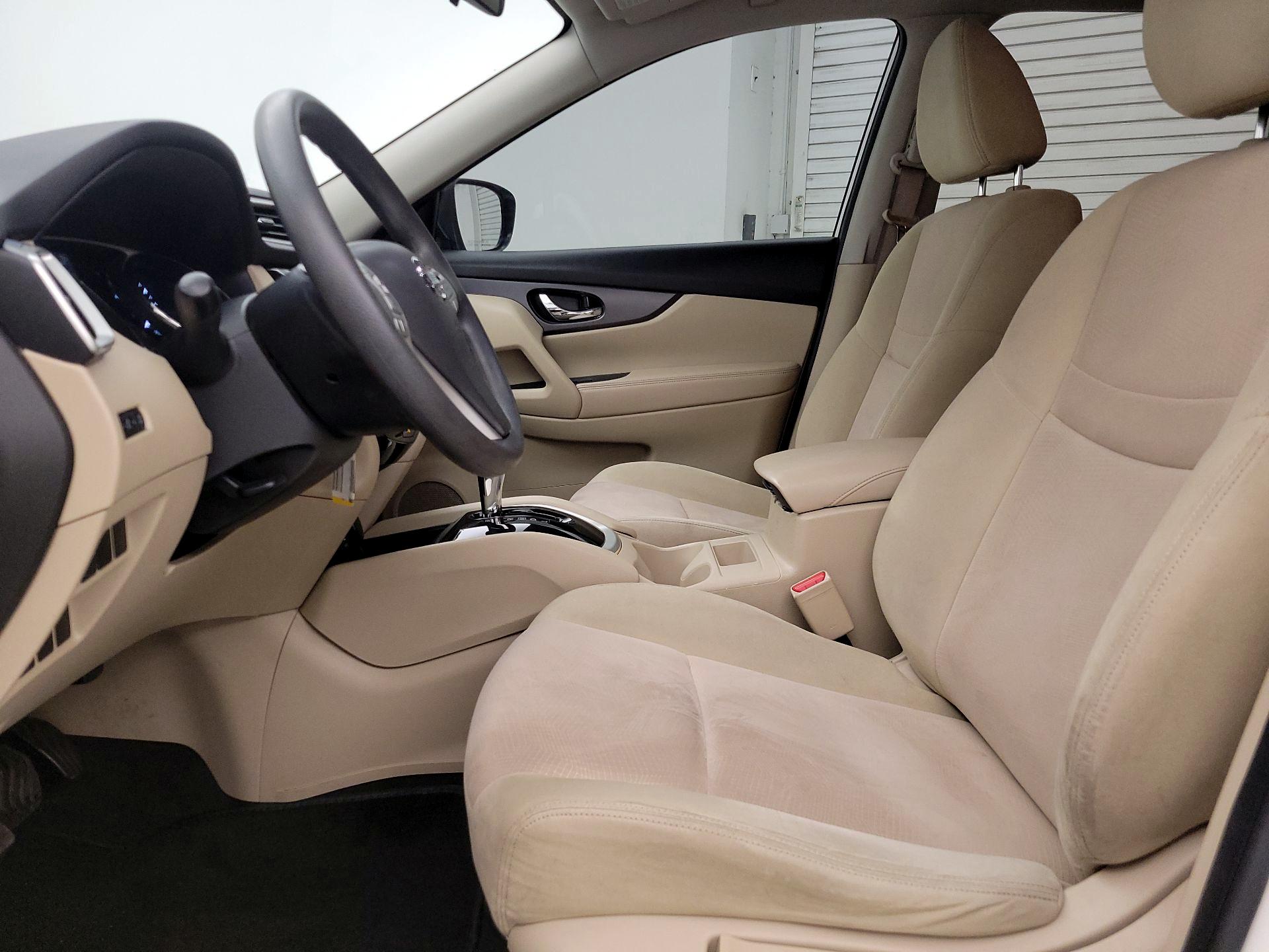 Thumbnail: 2016 Nissan Rogue - 11