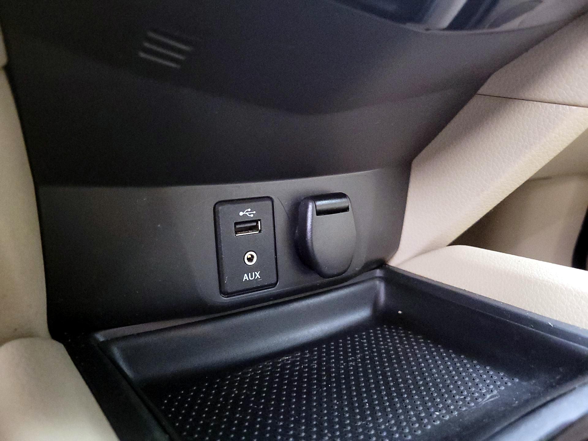 Thumbnail: 2016 Nissan Rogue - 18