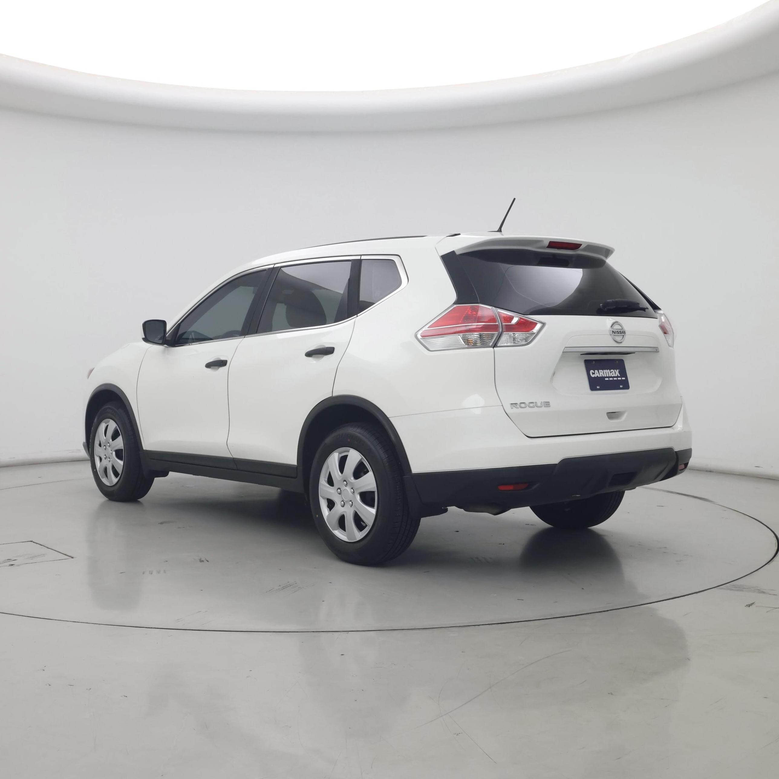 Thumbnail: 2016 Nissan Rogue - 2