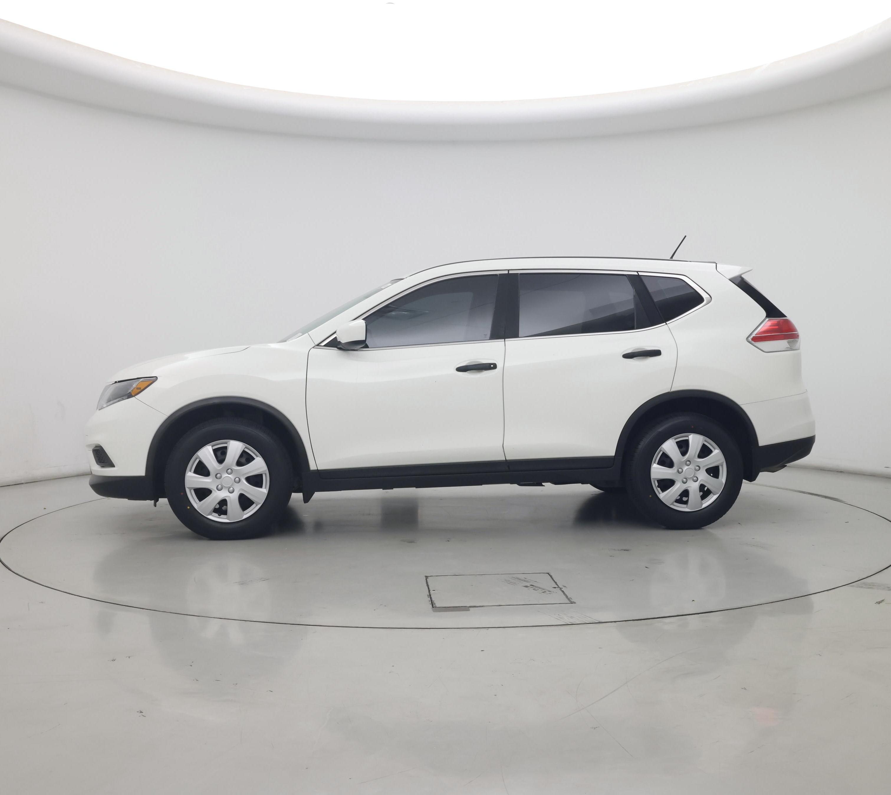 Thumbnail: 2016 Nissan Rogue - 3