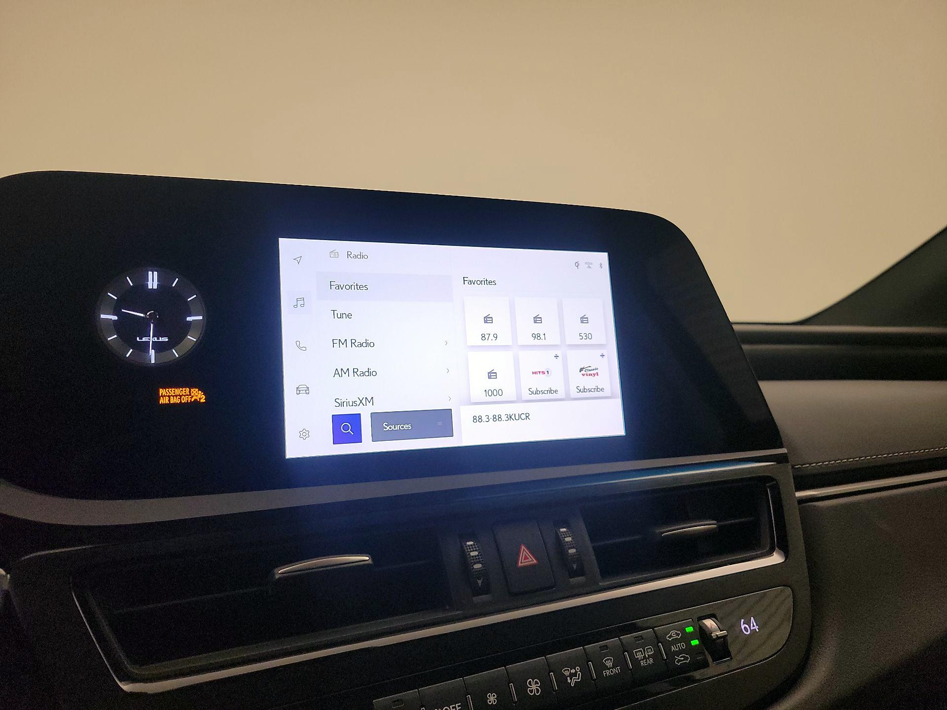 Thumbnail: 2024 Lexus ES - 16