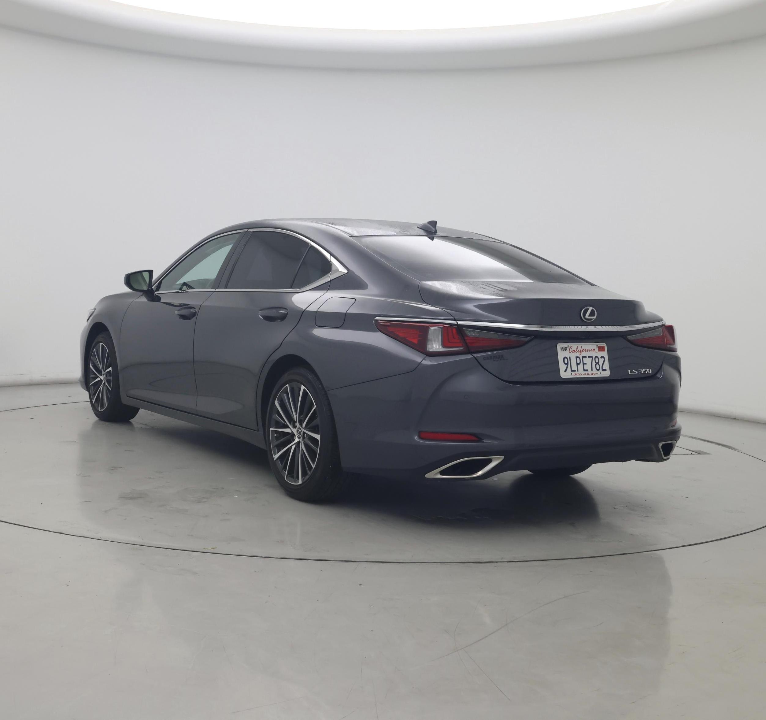 Thumbnail: 2024 Lexus ES - 2