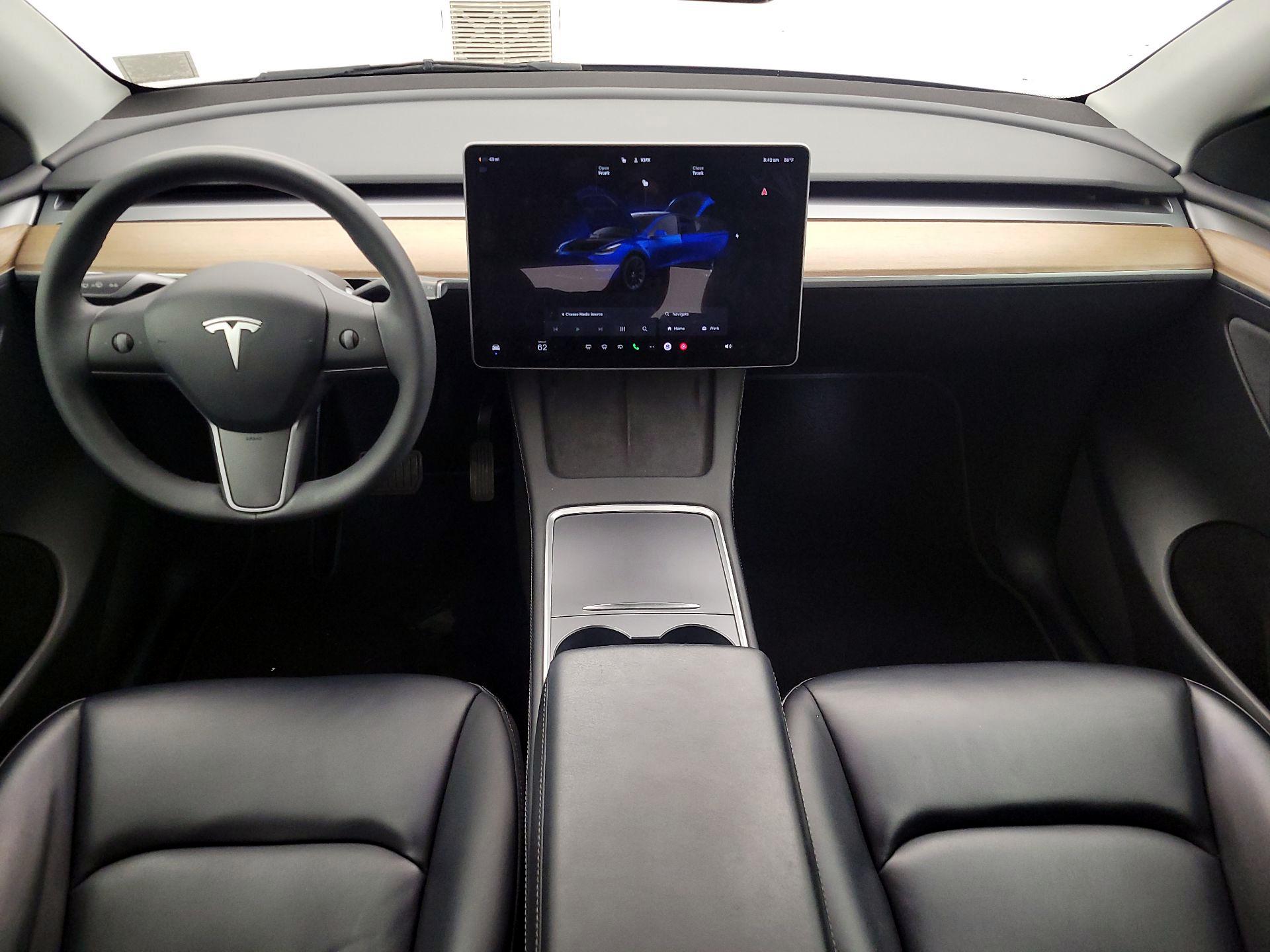 Thumbnail: 2023 Tesla Model Y - 9