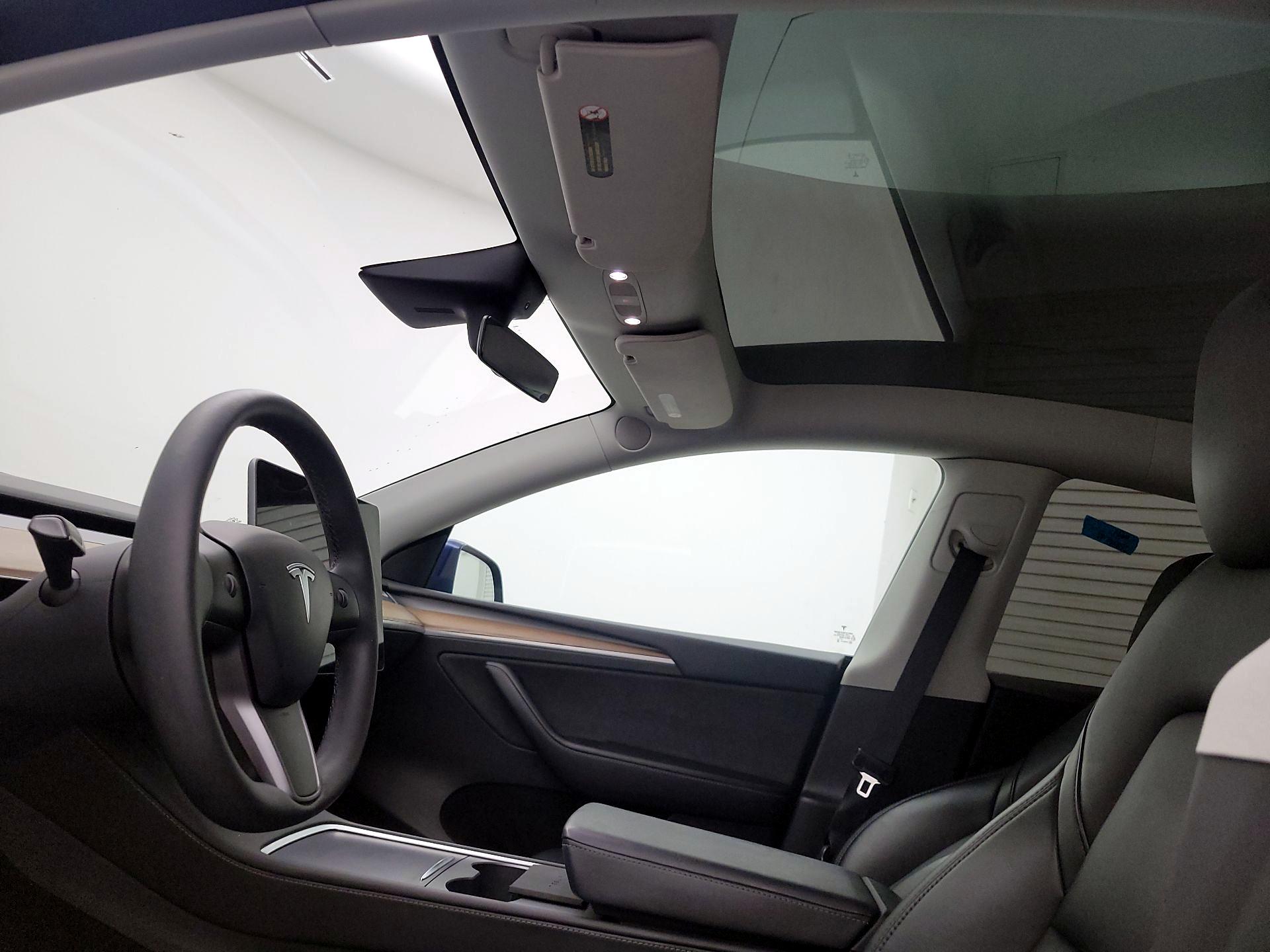 Thumbnail: 2023 Tesla Model Y - 18