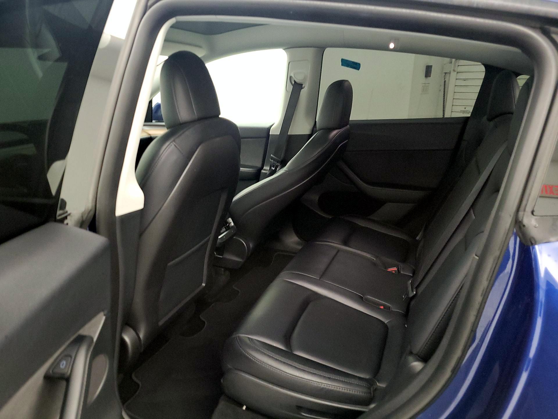 Thumbnail: 2023 Tesla Model Y - 19